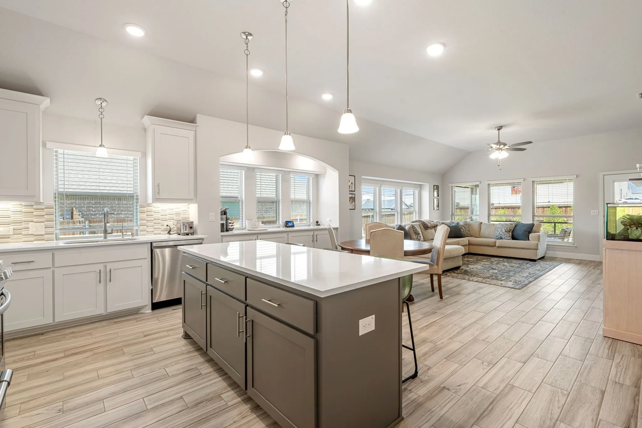 Single Family Residence For Sale in Kaufman County , 717 Truchas Avenue, Forney, Texas 75126, 4 Bedroom, 2 Bathroom, 2 Garage spaces, 2,243 Sqft, built in 2023, mls#21387988, Real Estate Agent in Forney, Homes For Sale in Kaufman county, Homes For Sale in Forney, Realtor in Forney Texas, Real Estate Brokerage Independent Realty Texas, Luminita Cordes Realtor