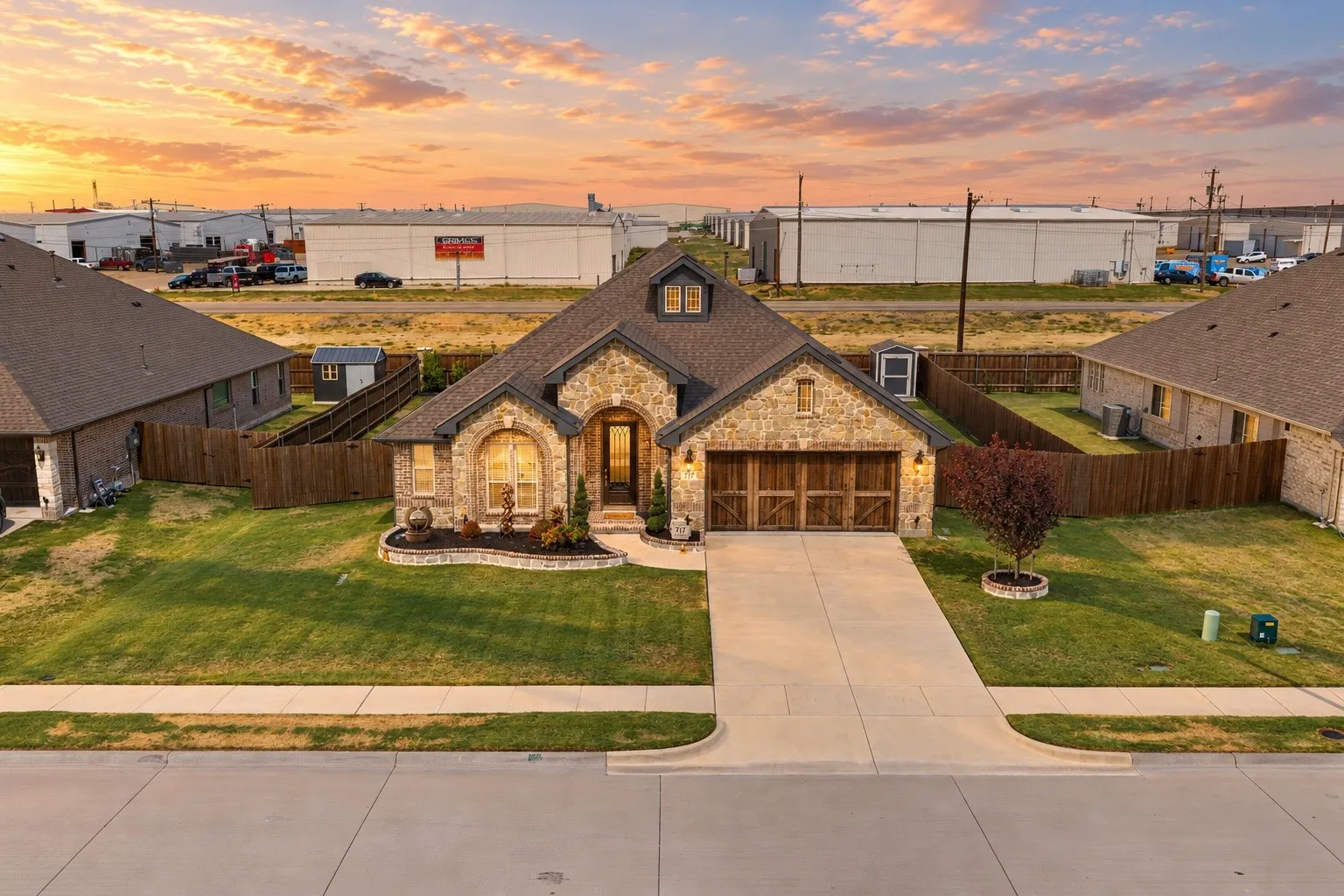 Single Family Residence For Sale in Kaufman County , 717 Truchas Avenue, Forney, Texas 75126, 4 Bedroom, 2 Bathroom, 2 Garage spaces, 2,243 Sqft, built in 2023, mls#21387988, Real Estate Agent in Forney, Homes For Sale in Kaufman county, Homes For Sale in Forney, Realtor in Forney Texas, Real Estate Brokerage Independent Realty Texas, Luminita Cordes Realtor