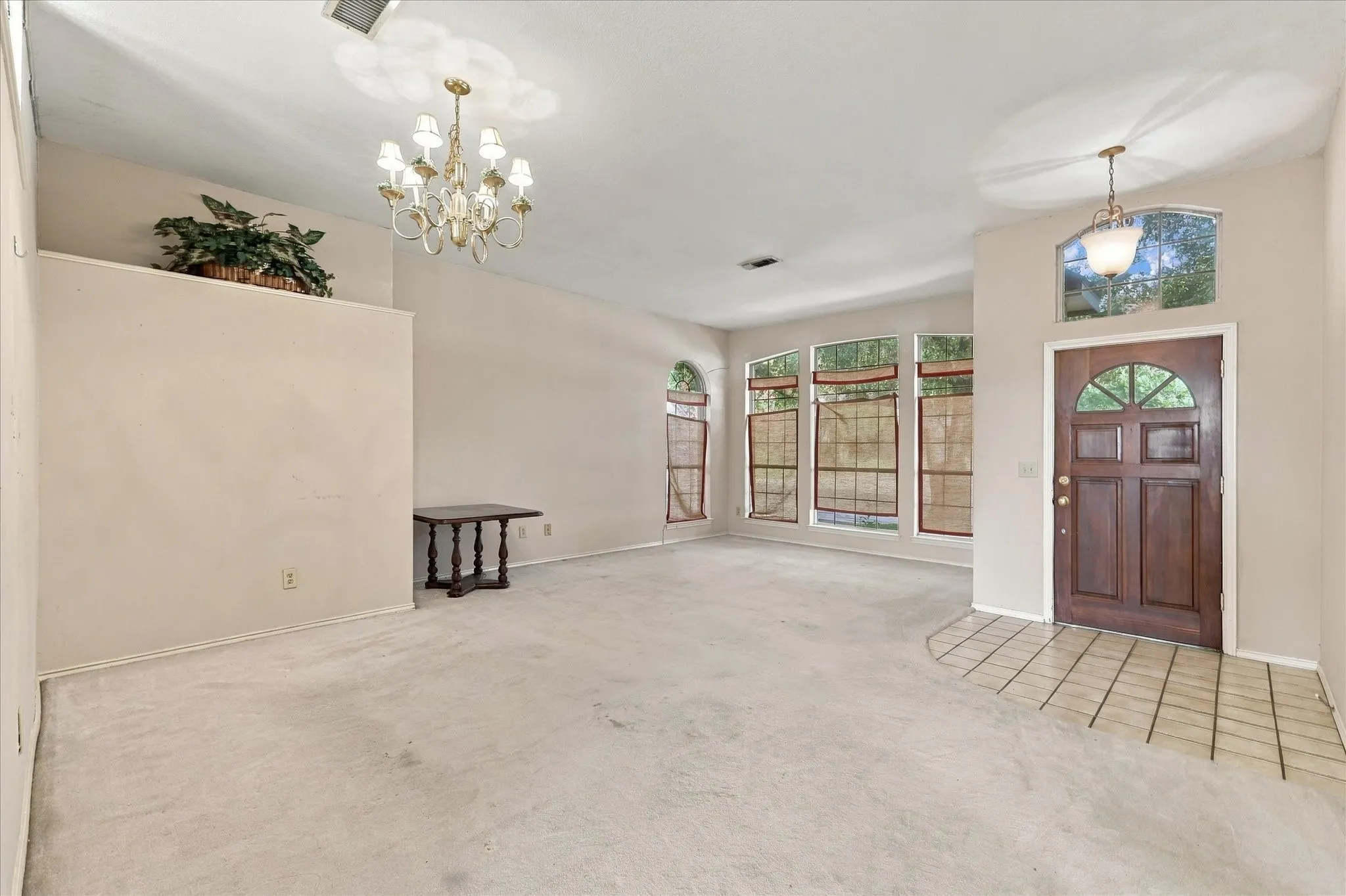 Single Family Residence For Sale in Collin County , 5307 Quail Creek Drive, Mc Kinney, Texas 75072, 3 Bedroom, 2 Bathroom, 2 Garage spaces, 1,823 Sqft, built in 1990, mls#21388196, Real Estate Agent in Mc Kinney, Homes For Sale in Collin county, Homes For Sale in Mc Kinney, Realtor in Mc Kinney Texas, Real Estate Brokerage Independent Realty Texas, Luminita Cordes Realtor
