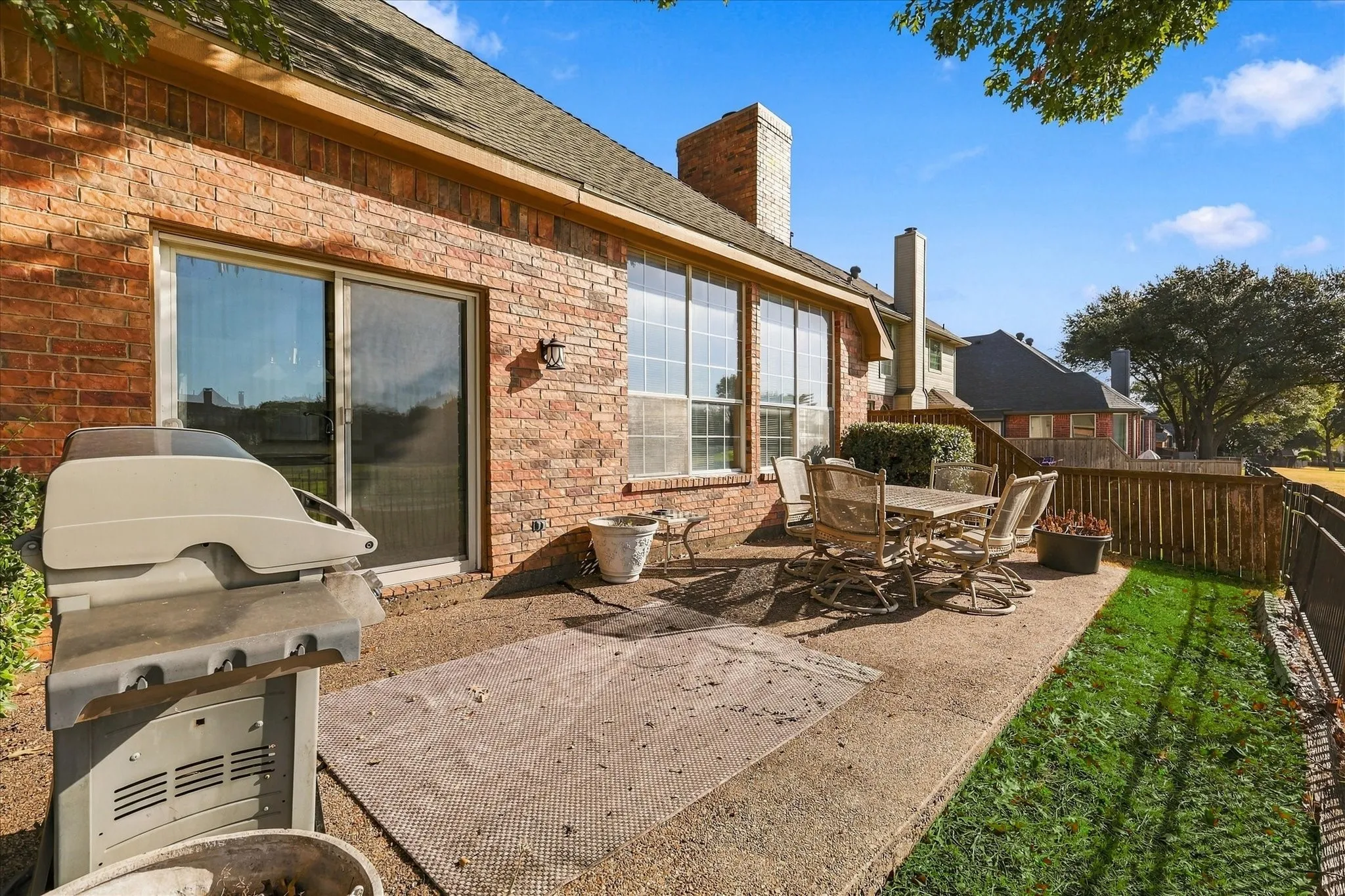 Single Family Residence For Sale in Collin County , 5307 Quail Creek Drive, Mc Kinney, Texas 75072, 3 Bedroom, 2 Bathroom, 2 Garage spaces, 1,823 Sqft, built in 1990, mls#21388196, Real Estate Agent in Mc Kinney, Homes For Sale in Collin county, Homes For Sale in Mc Kinney, Realtor in Mc Kinney Texas, Real Estate Brokerage Independent Realty Texas, Luminita Cordes Realtor