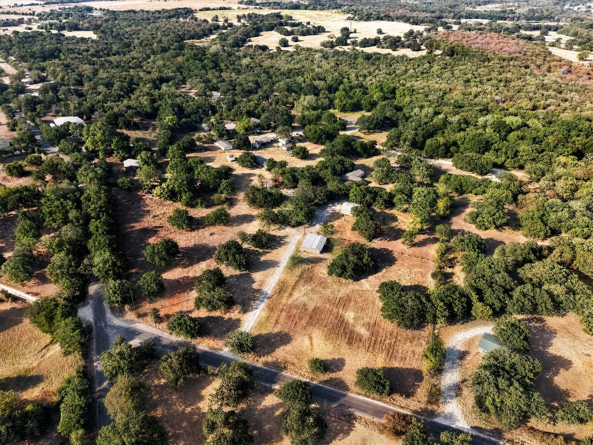 Single Family Residence For Sale in Johnson County , 2332 County Road 411, Alvarado, Texas 76009, 3 Bedroom, 2 Bathroom, 2 Garage spaces, 1,933 Sqft, built in 1981, mls#21387583, Real Estate Agent in Alvarado, Homes For Sale in Johnson county, Homes For Sale in Alvarado, Realtor in Alvarado Texas, Real Estate Brokerage Independent Realty Texas, Luminita Cordes Realtor