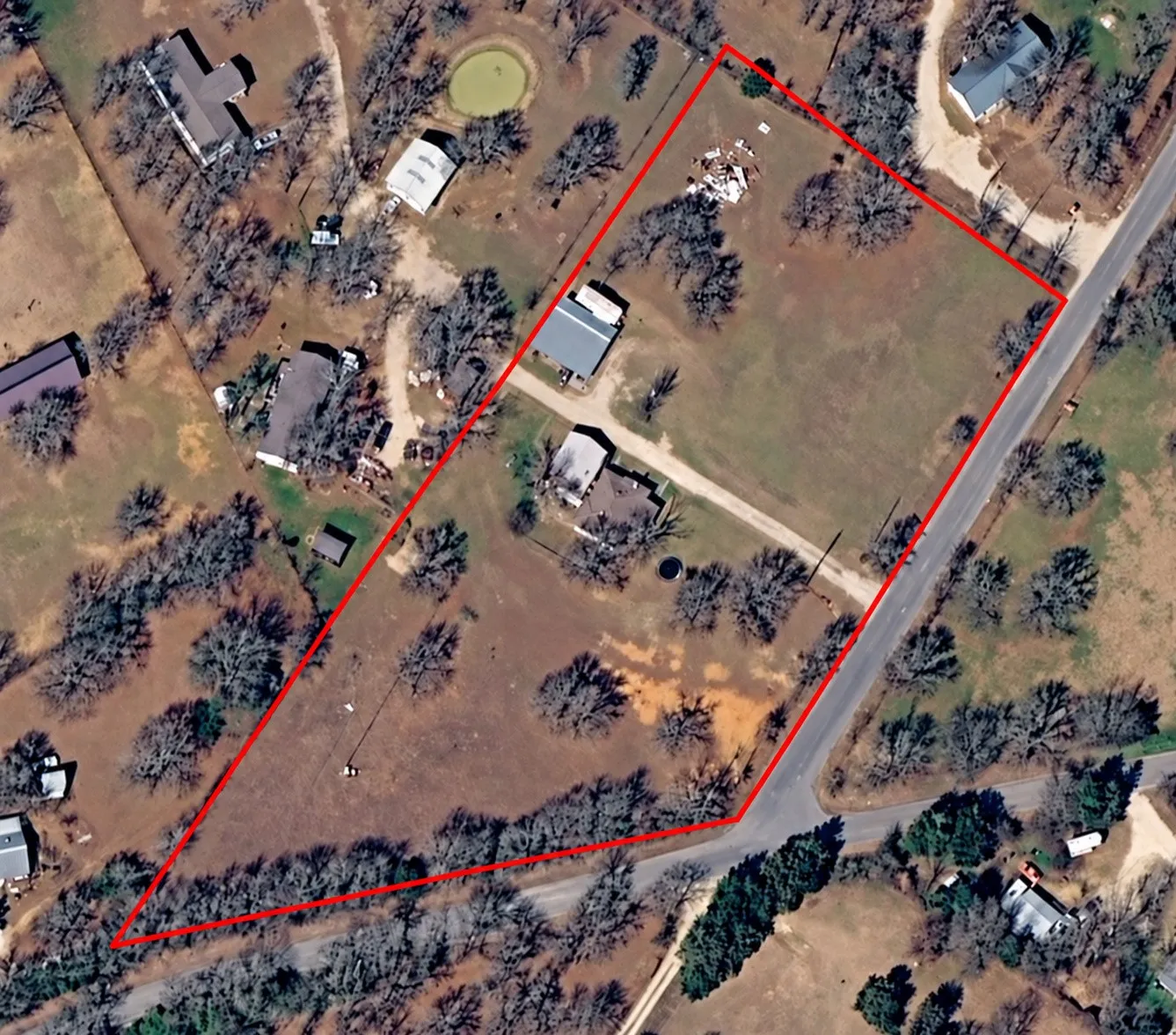 Single Family Residence For Sale in Johnson County , 2332 County Road 411, Alvarado, Texas 76009, 3 Bedroom, 2 Bathroom, 2 Garage spaces, 1,933 Sqft, built in 1981, mls#21387583, Real Estate Agent in Alvarado, Homes For Sale in Johnson county, Homes For Sale in Alvarado, Realtor in Alvarado Texas, Real Estate Brokerage Independent Realty Texas, Luminita Cordes Realtor