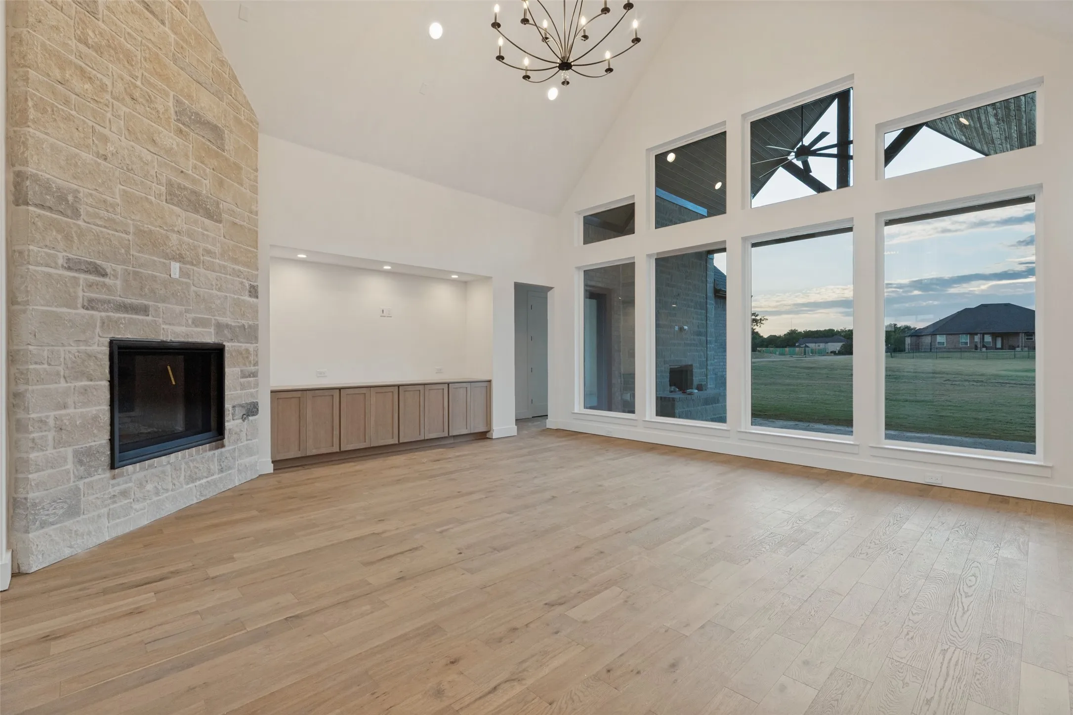 Single Family Residence For Sale in Collin County , 6715 Lakeview Drive, Mc Kinney, Texas 75071, 4 Bedroom, 4 Bathroom, 3 Garage spaces, 3,123 Sqft, built in 2026, mls#21385409, Real Estate Agent in Mc Kinney, Homes For Sale in Collin county, Homes For Sale in Mc Kinney, Realtor in Mc Kinney Texas, Real Estate Brokerage Independent Realty Texas, Luminita Cordes Realtor