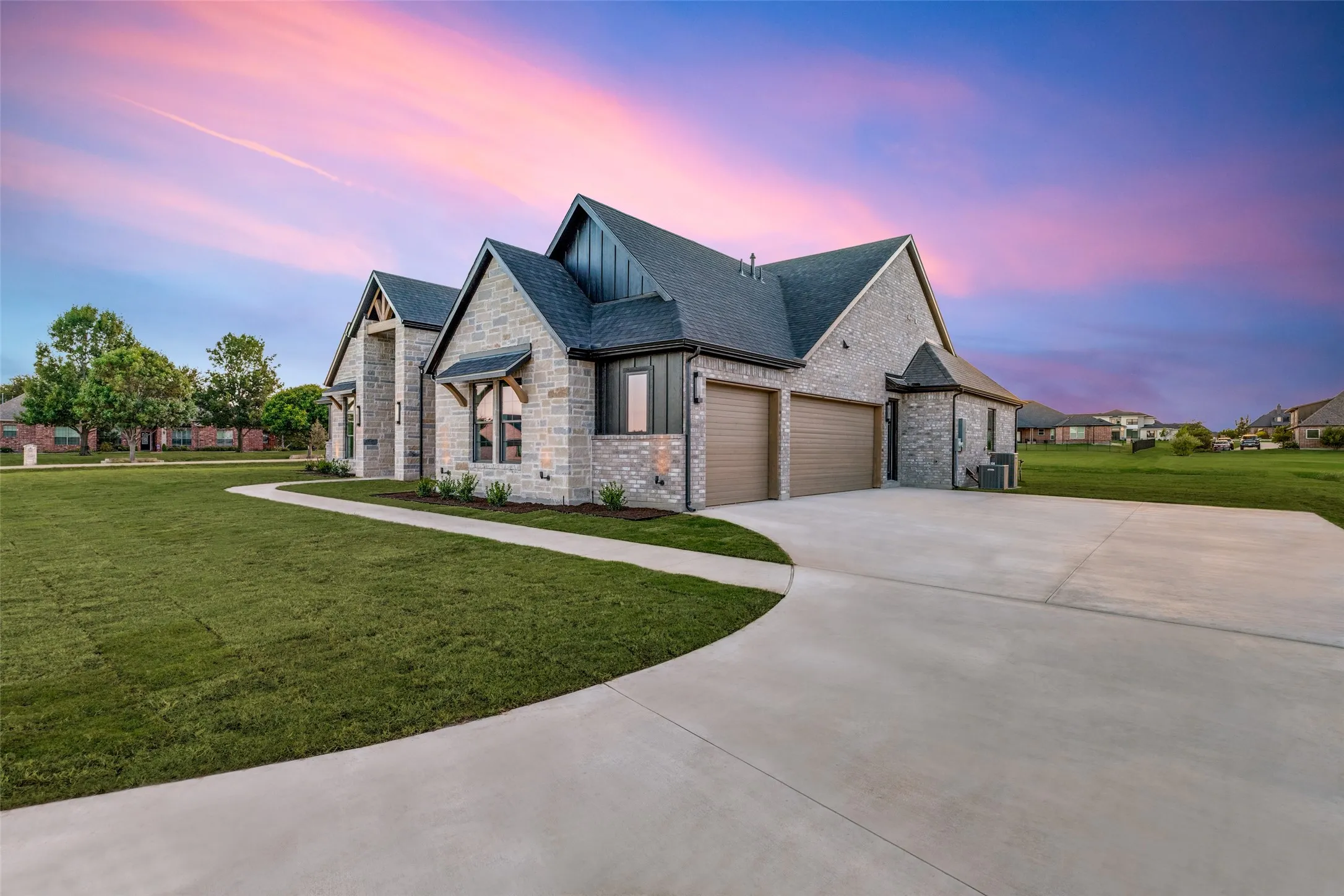 Single Family Residence For Sale in Collin County , 6715 Lakeview Drive, Mc Kinney, Texas 75071, 4 Bedroom, 4 Bathroom, 3 Garage spaces, 3,123 Sqft, built in 2026, mls#21385409, Real Estate Agent in Mc Kinney, Homes For Sale in Collin county, Homes For Sale in Mc Kinney, Realtor in Mc Kinney Texas, Real Estate Brokerage Independent Realty Texas, Luminita Cordes Realtor