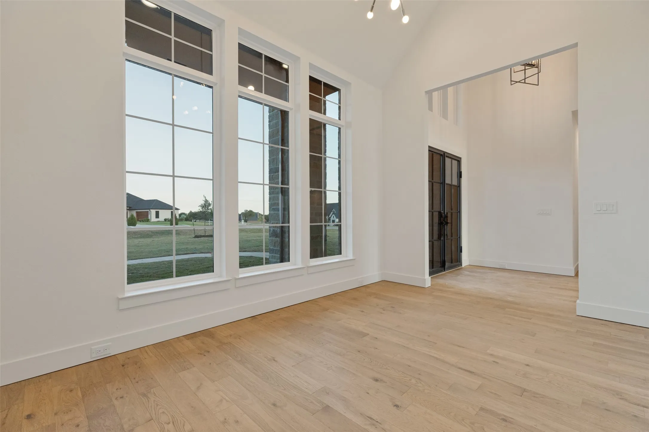 Single Family Residence For Sale in Collin County , 6715 Lakeview Drive, Mc Kinney, Texas 75071, 4 Bedroom, 4 Bathroom, 3 Garage spaces, 3,123 Sqft, built in 2026, mls#21385409, Real Estate Agent in Mc Kinney, Homes For Sale in Collin county, Homes For Sale in Mc Kinney, Realtor in Mc Kinney Texas, Real Estate Brokerage Independent Realty Texas, Luminita Cordes Realtor