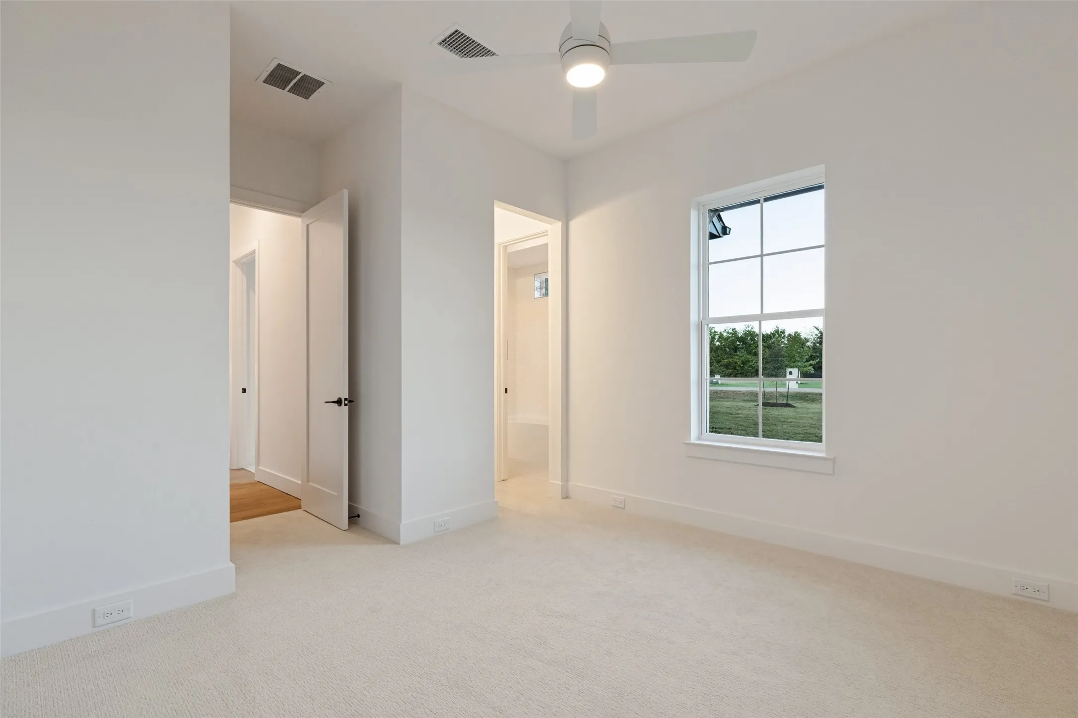 Single Family Residence For Sale in Collin County , 6715 Lakeview Drive, Mc Kinney, Texas 75071, 4 Bedroom, 4 Bathroom, 3 Garage spaces, 3,123 Sqft, built in 2026, mls#21385409, Real Estate Agent in Mc Kinney, Homes For Sale in Collin county, Homes For Sale in Mc Kinney, Realtor in Mc Kinney Texas, Real Estate Brokerage Independent Realty Texas, Luminita Cordes Realtor