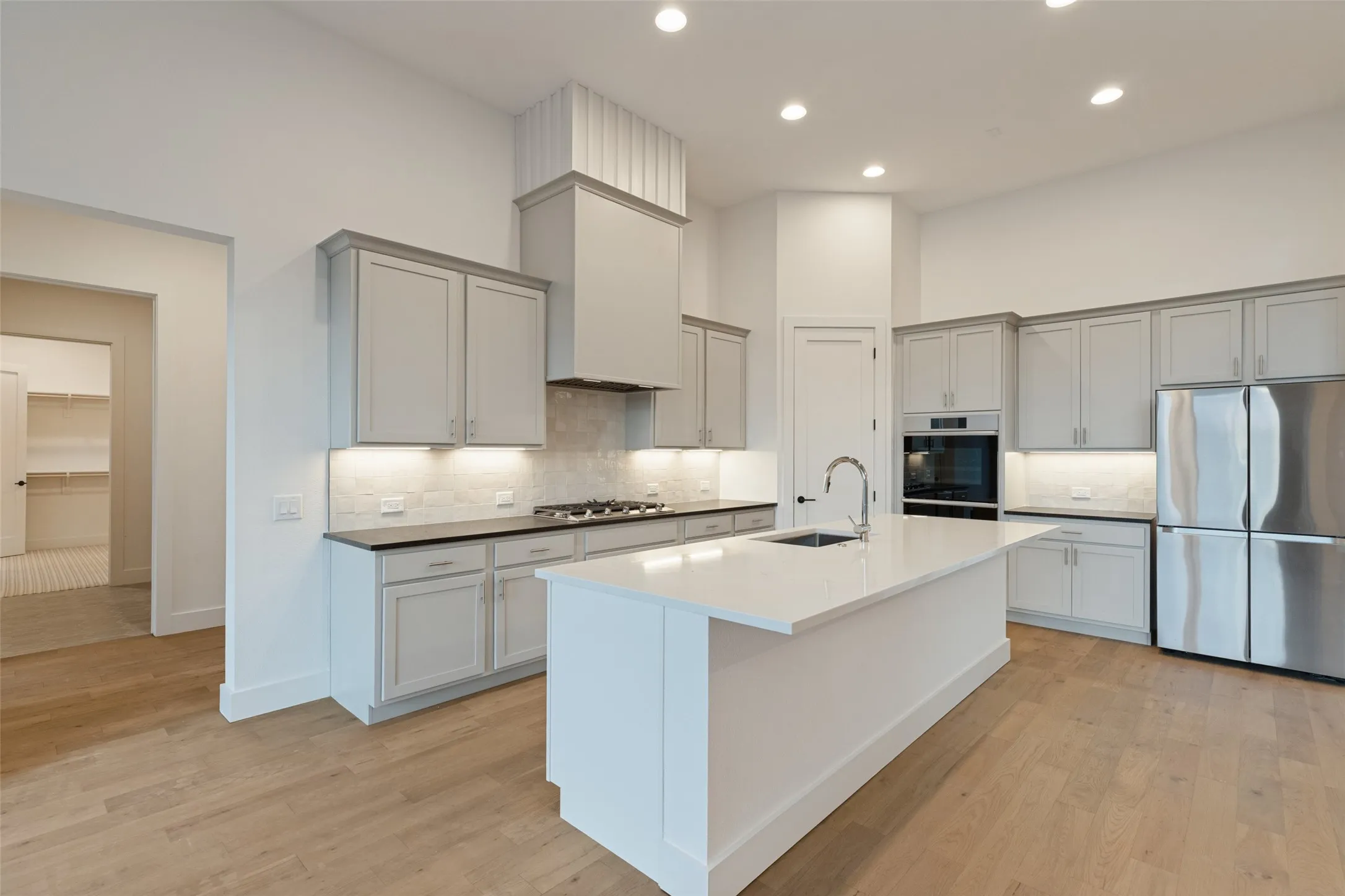 Single Family Residence For Sale in Collin County , 6715 Lakeview Drive, Mc Kinney, Texas 75071, 4 Bedroom, 4 Bathroom, 3 Garage spaces, 3,123 Sqft, built in 2026, mls#21385409, Real Estate Agent in Mc Kinney, Homes For Sale in Collin county, Homes For Sale in Mc Kinney, Realtor in Mc Kinney Texas, Real Estate Brokerage Independent Realty Texas, Luminita Cordes Realtor