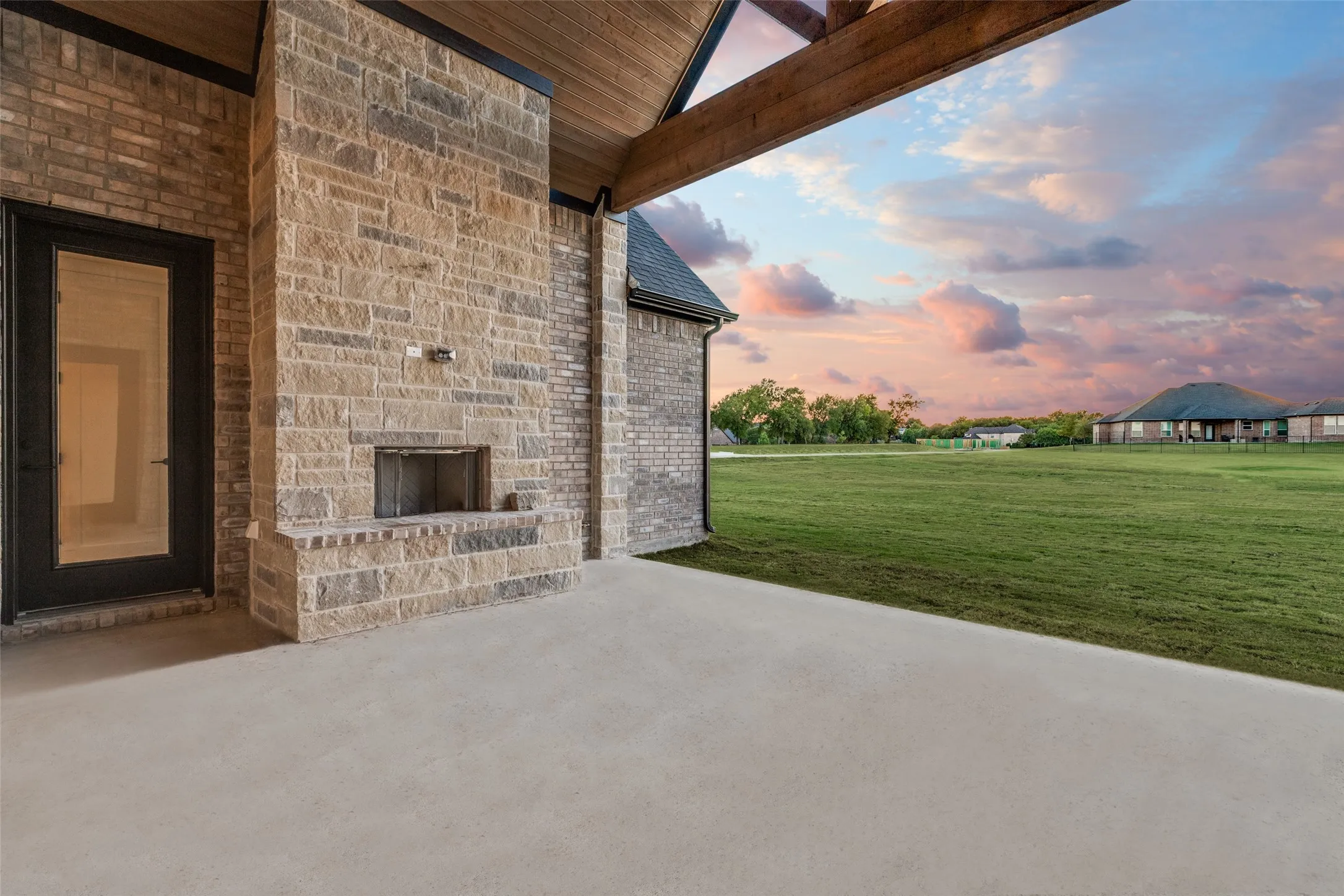 Single Family Residence For Sale in Collin County , 6715 Lakeview Drive, Mc Kinney, Texas 75071, 4 Bedroom, 4 Bathroom, 3 Garage spaces, 3,123 Sqft, built in 2026, mls#21385409, Real Estate Agent in Mc Kinney, Homes For Sale in Collin county, Homes For Sale in Mc Kinney, Realtor in Mc Kinney Texas, Real Estate Brokerage Independent Realty Texas, Luminita Cordes Realtor