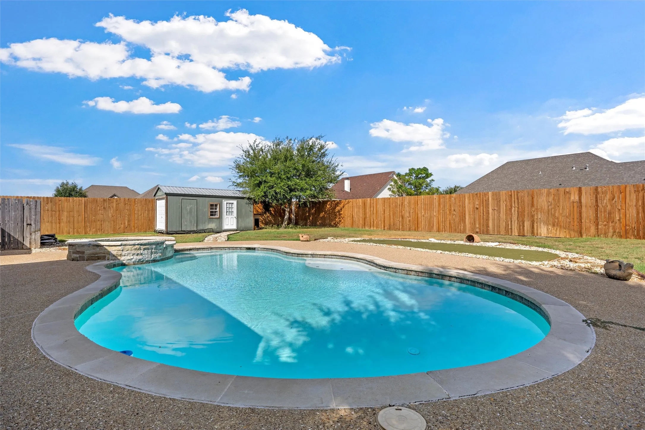 Single Family Residence For Sale in Mc Lennan County , 1417 Hoosier Park, Robinson, Texas 76706, 4 Bedroom, 3 Bathroom, 2 Garage spaces, 2,589 Sqft, built in 2007, mls#21388995, Real Estate Agent in Robinson, Homes For Sale in Mc Lennan county, Homes For Sale in Robinson, Realtor in Robinson Texas, Real Estate Brokerage Independent Realty Texas, Luminita Cordes Realtor