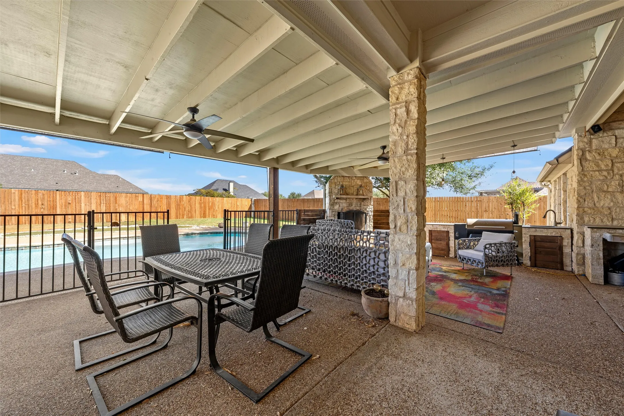 Single Family Residence For Sale in Mc Lennan County , 1417 Hoosier Park, Robinson, Texas 76706, 4 Bedroom, 3 Bathroom, 2 Garage spaces, 2,589 Sqft, built in 2007, mls#21388995, Real Estate Agent in Robinson, Homes For Sale in Mc Lennan county, Homes For Sale in Robinson, Realtor in Robinson Texas, Real Estate Brokerage Independent Realty Texas, Luminita Cordes Realtor