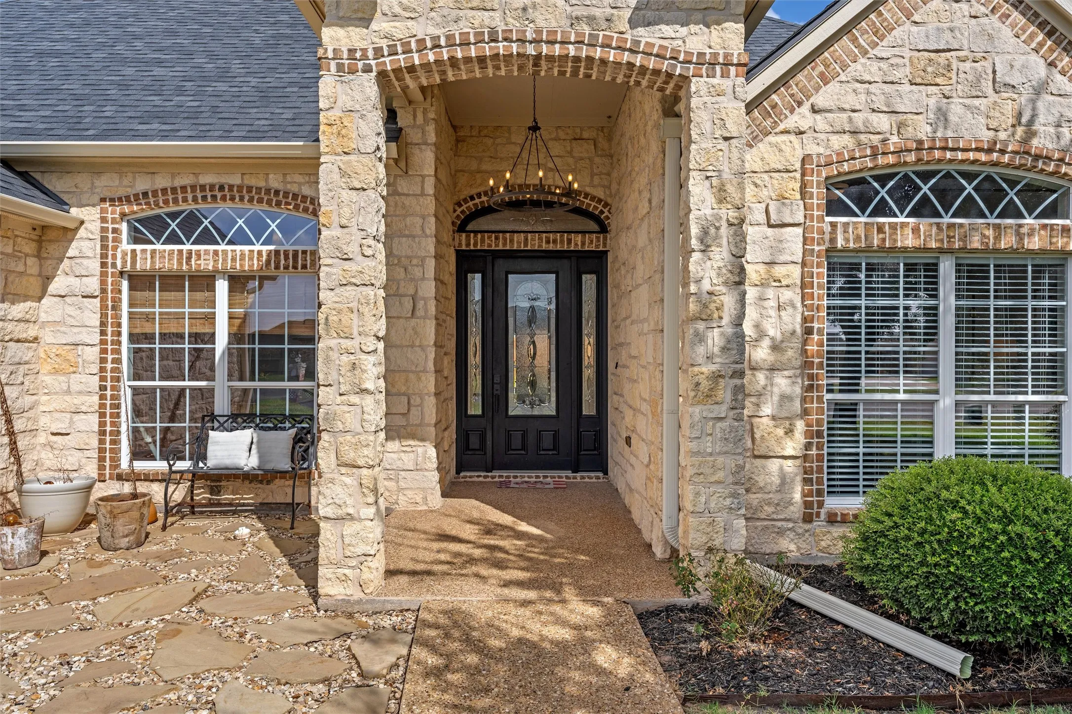Single Family Residence For Sale in Mc Lennan County , 1417 Hoosier Park, Robinson, Texas 76706, 4 Bedroom, 3 Bathroom, 2 Garage spaces, 2,589 Sqft, built in 2007, mls#21388995, Real Estate Agent in Robinson, Homes For Sale in Mc Lennan county, Homes For Sale in Robinson, Realtor in Robinson Texas, Real Estate Brokerage Independent Realty Texas, Luminita Cordes Realtor