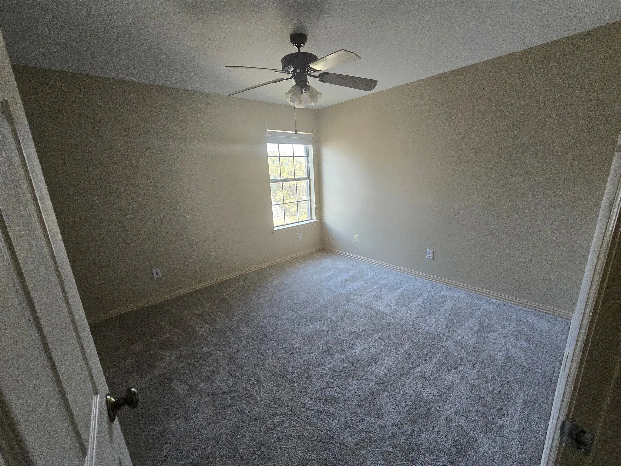 Single Family Residence For Sale in Rockwall County , 5607 Ranger Drive, Rockwall, Texas 75032, 4 Bedroom, 4 Bathroom, 2 Garage spaces, 3,071 Sqft, built in 2001, mls#21389324, Real Estate Agent in Rockwall, Homes For Sale in Rockwall county, Homes For Sale in Rockwall, Realtor in Rockwall Texas, Real Estate Brokerage Independent Realty Texas, Luminita Cordes Realtor