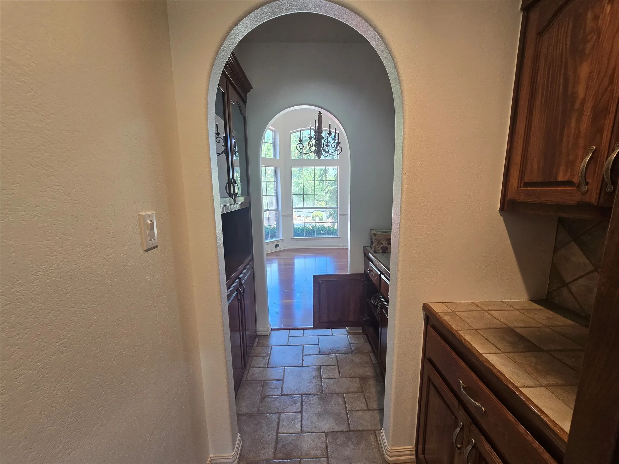 Single Family Residence For Sale in Rockwall County , 5607 Ranger Drive, Rockwall, Texas 75032, 4 Bedroom, 4 Bathroom, 2 Garage spaces, 3,071 Sqft, built in 2001, mls#21389324, Real Estate Agent in Rockwall, Homes For Sale in Rockwall county, Homes For Sale in Rockwall, Realtor in Rockwall Texas, Real Estate Brokerage Independent Realty Texas, Luminita Cordes Realtor