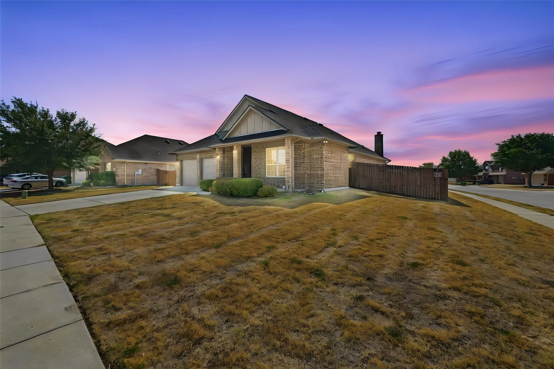 Single Family Residence For Sale in Ellis County , 202 Belgian Street, Waxahachie, Texas 75165, 3 Bedroom, 2 Bathroom, 1 Garage spaces, 2,035 Sqft, built in 2015, mls#21386287, Real Estate Agent in Waxahachie, Homes For Sale in Ellis county, Homes For Sale in Waxahachie, Realtor in Waxahachie Texas, Real Estate Brokerage Independent Realty Texas, Luminita Cordes Realtor