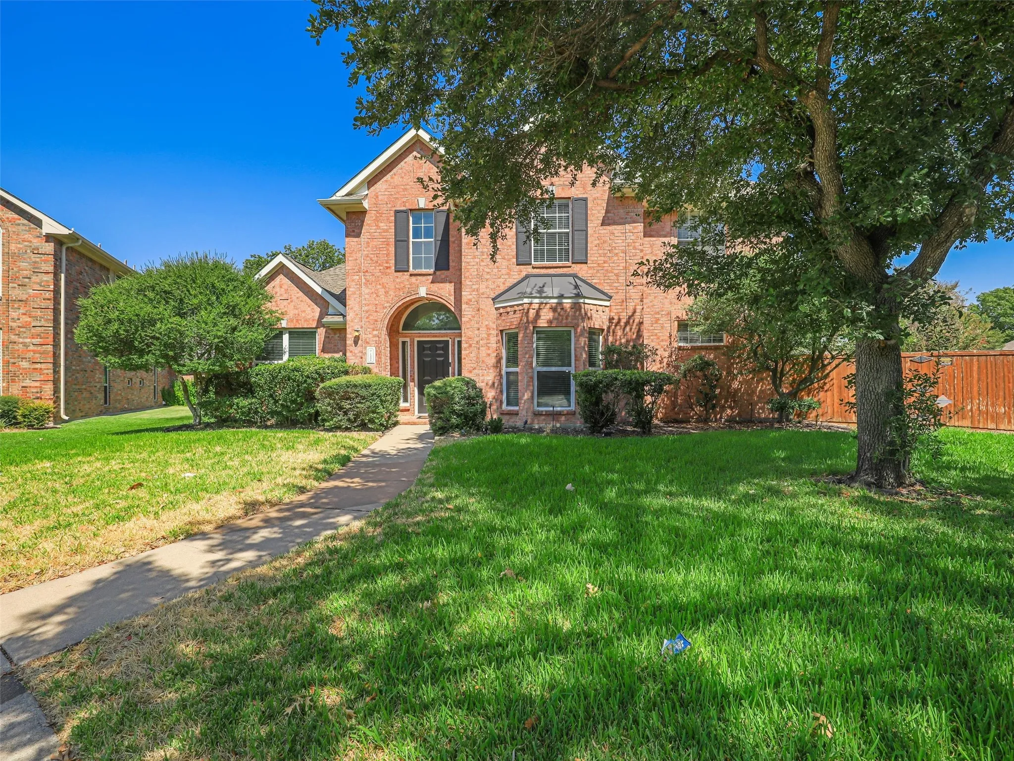Single Family Residence For Sale in Collin County , 1206 Bel Air Drive, Allen, Texas 75013, 4 Bedroom, 3 Bathroom, 2 Garage spaces, 2,514 Sqft, built in 1994, mls#21389009, Real Estate Agent in Allen, Homes For Sale in Collin county, Homes For Sale in Allen, Realtor in Allen Texas, Real Estate Brokerage Independent Realty Texas, Luminita Cordes Realtor