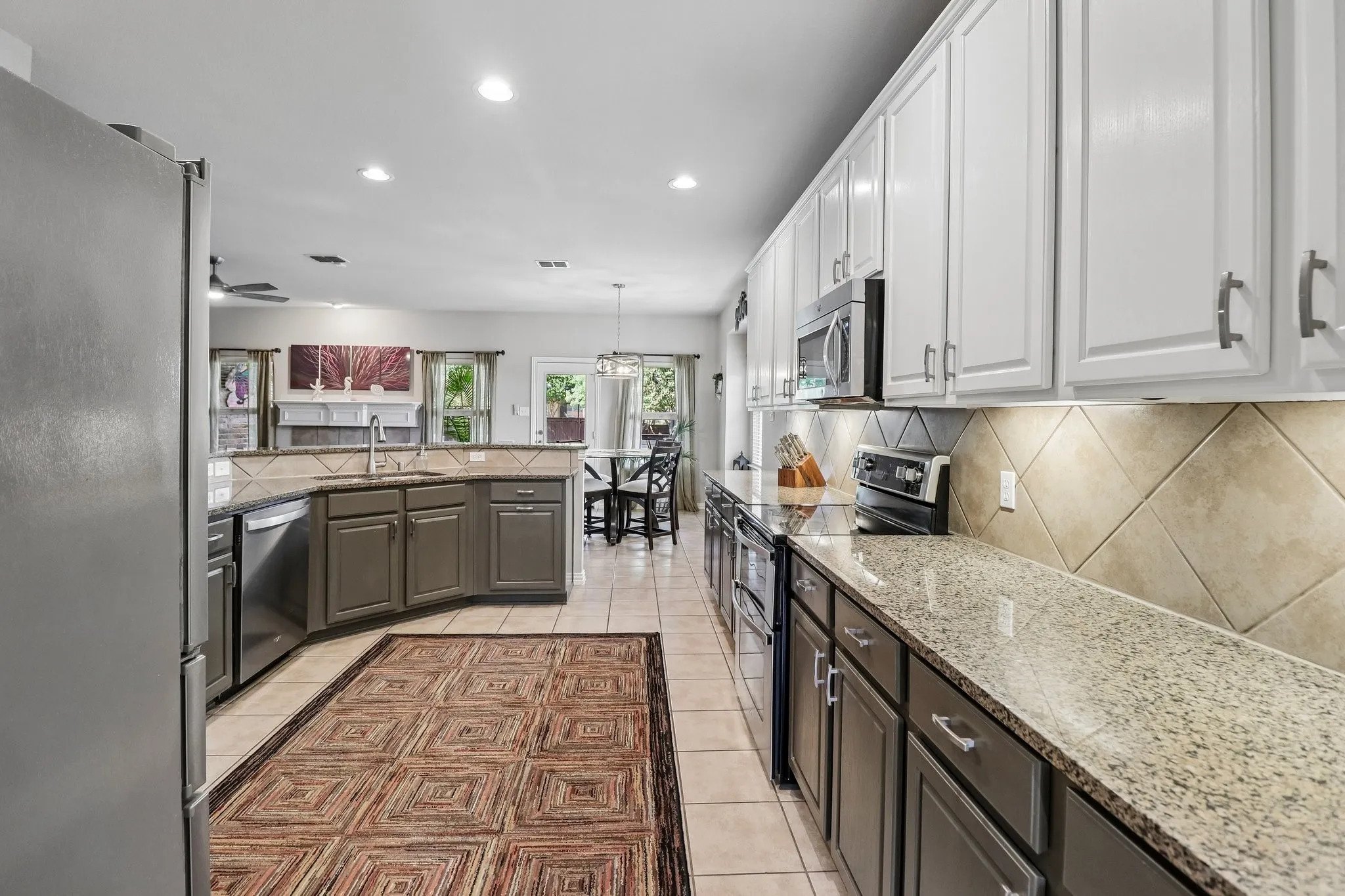 Large Kitchen