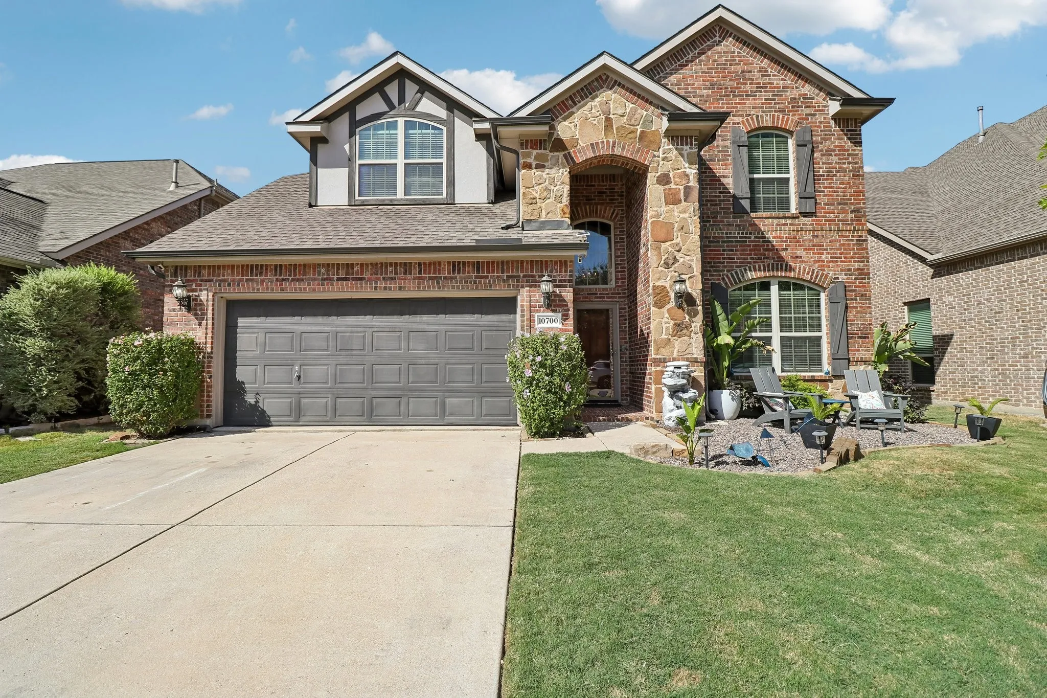 Single Family Residence For Sale in Collin County , 10700 Leesa Drive, Mc Kinney, Texas 75072, 4 Bedroom, 3 Bathroom, 2 Garage spaces, 2,776 Sqft, built in 2008, mls#21389035, Real Estate Agent in Mc Kinney, Homes For Sale in Collin county, Homes For Sale in Mc Kinney, Realtor in Mc Kinney Texas, Real Estate Brokerage Independent Realty Texas, Luminita Cordes Realtor