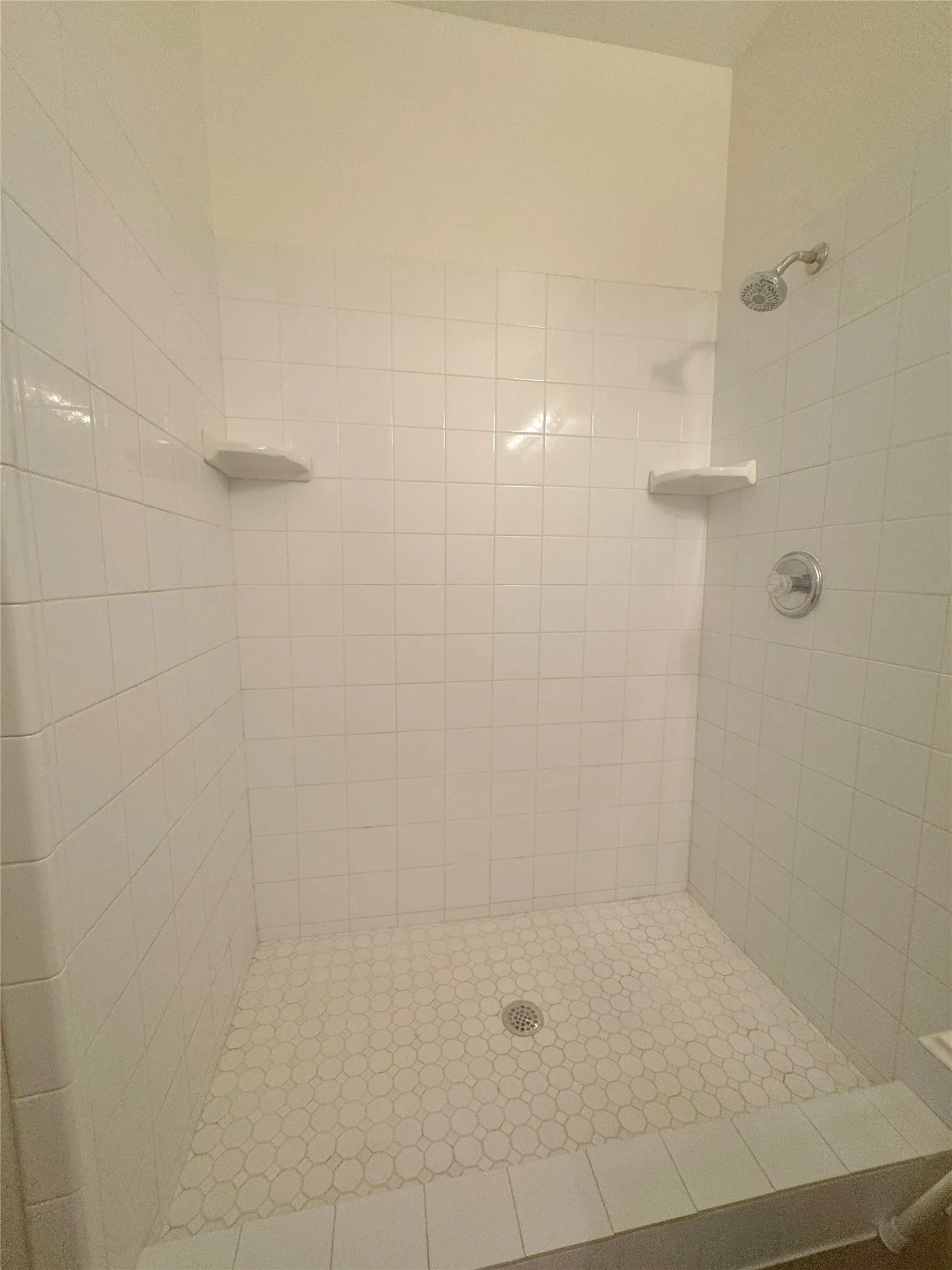 Townhouse For Rent in Dallas County , 2264 Stonebrook Lane, Mesquite, Texas 75181, 3 Bedroom, 3 Bathroom, 2 Garage spaces, 1,463 Sqft, built in 2006, mls#21389357, Real Estate Agent in Mesquite, Homes For Rent in Dallas county, Homes For Rent in Mesquite, Realtor in Mesquite Texas, Real Estate Brokerage Independent Realty Texas, Luminita Cordes Realtor
