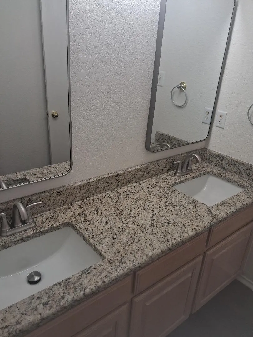 Single Family Residence For Rent in Tarrant County , 1123 Greenview Lane, Kennedale, Texas 76060, 4 Bedroom, 2 Bathroom, 2 Garage spaces, 1,775 Sqft, built in 1999, mls#21380963, Real Estate Agent in Kennedale, Homes For Rent in Tarrant county, Homes For Rent in Kennedale, Realtor in Kennedale Texas, Real Estate Brokerage Independent Realty Texas, Luminita Cordes Realtor