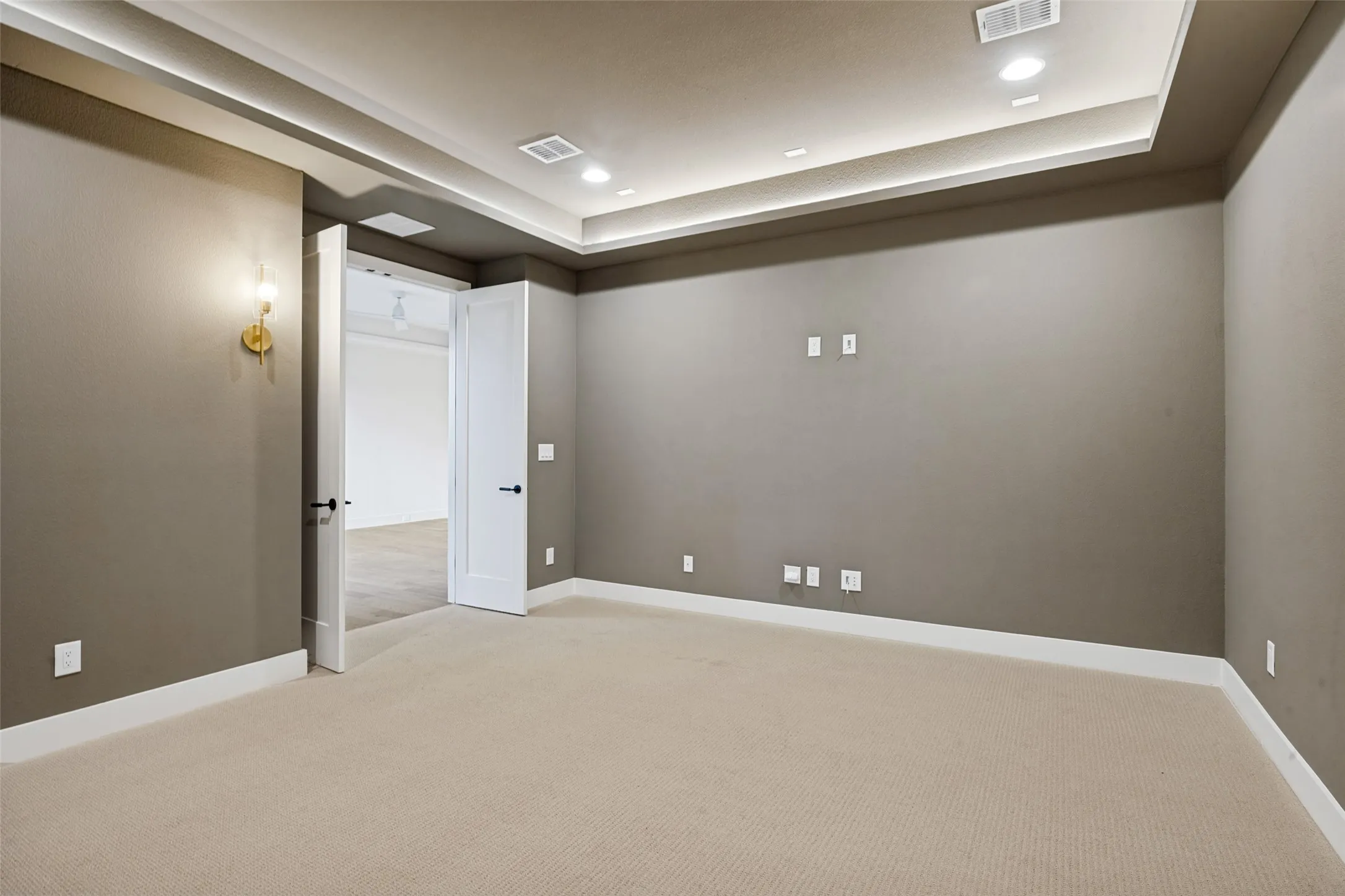 Single Family Residence For Sale in Collin County , 6842 Love Court, Mc Kinney, Texas 75071, 5 Bedroom, 6 Bathroom, 4 Garage spaces, 5,097 Sqft, built in 2026, mls#21385346, Real Estate Agent in Mc Kinney, Homes For Sale in Collin county, Homes For Sale in Mc Kinney, Realtor in Mc Kinney Texas, Real Estate Brokerage Independent Realty Texas, Luminita Cordes Realtor
