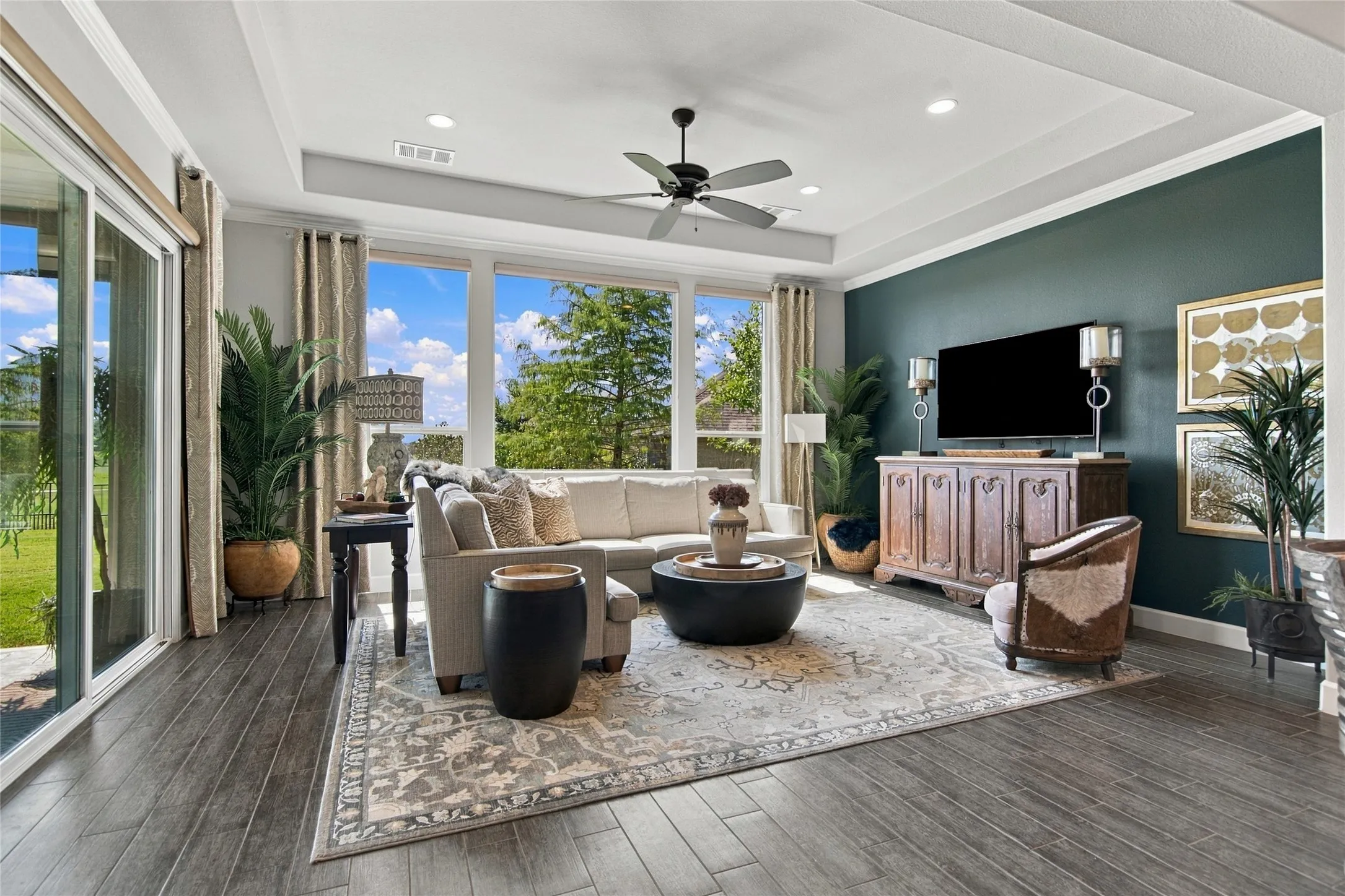 Single Family Residence For Sale in Denton County , 9717 Arkose Drive, Denton, Texas 76207, 2 Bedroom, 3 Bathroom, 3 Garage spaces, 2,096 Sqft, built in 2017, mls#21388534, Real Estate Agent in Denton, Homes For Sale in Denton county, Homes For Sale in Denton, Realtor in Denton Texas, Real Estate Brokerage Independent Realty Texas, Luminita Cordes Realtor