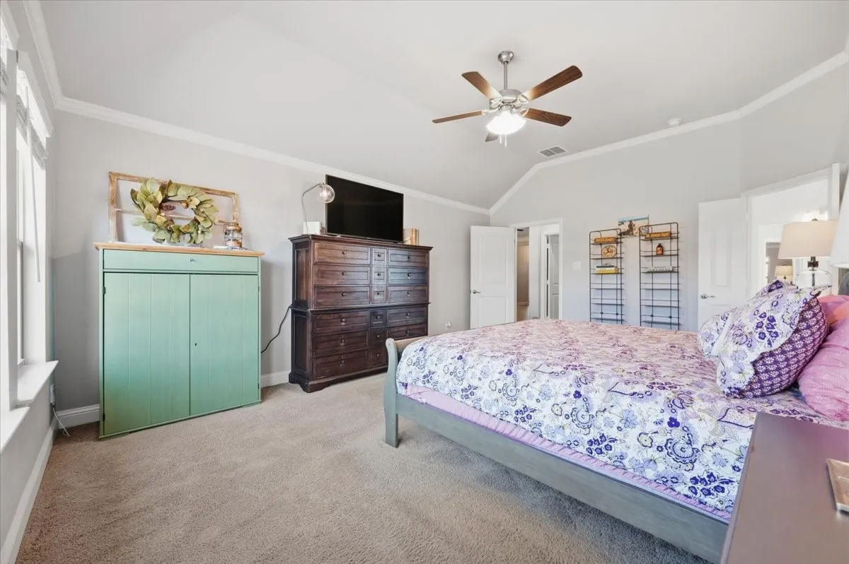 Single Family Residence For Sale in Ellis County , 136 Sapphire Lane, Waxahachie, Texas 75165, 3 Bedroom, 2 Bathroom, 2 Garage spaces, 2,267 Sqft, built in 2019, mls#21389366, Real Estate Agent in Waxahachie, Homes For Sale in Ellis county, Homes For Sale in Waxahachie, Realtor in Waxahachie Texas, Real Estate Brokerage Independent Realty Texas, Luminita Cordes Realtor