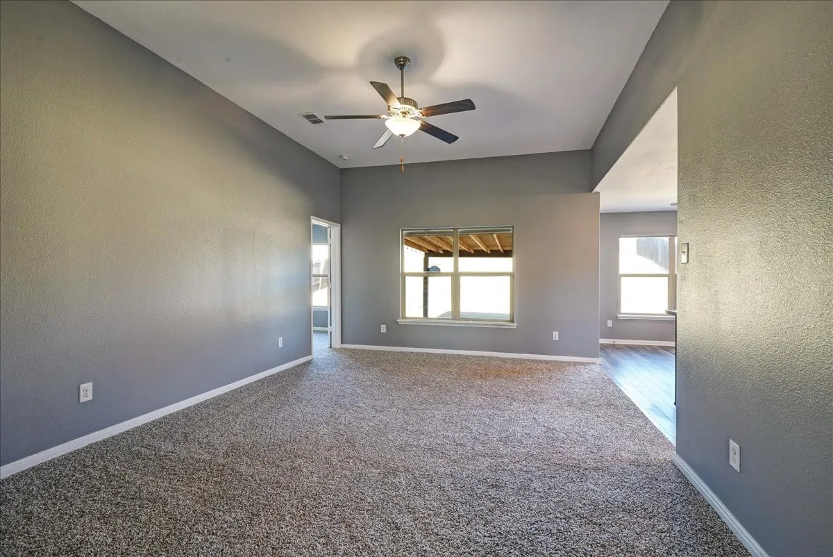 Single Family Residence For Sale in Wise County , 119 Barbwire Way, Newark, Texas 76071, 3 Bedroom, 2 Bathroom, 2 Garage spaces, 1,379 Sqft, built in 2020, mls#21388591, Real Estate Agent in Newark, Homes For Sale in Wise county, Homes For Sale in Newark, Realtor in Newark Texas, Real Estate Brokerage Independent Realty Texas, Luminita Cordes Realtor