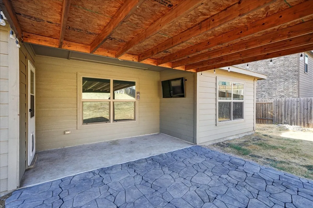 Single Family Residence For Sale in Wise County , 119 Barbwire Way, Newark, Texas 76071, 3 Bedroom, 2 Bathroom, 2 Garage spaces, 1,379 Sqft, built in 2020, mls#21388591, Real Estate Agent in Newark, Homes For Sale in Wise county, Homes For Sale in Newark, Realtor in Newark Texas, Real Estate Brokerage Independent Realty Texas, Luminita Cordes Realtor
