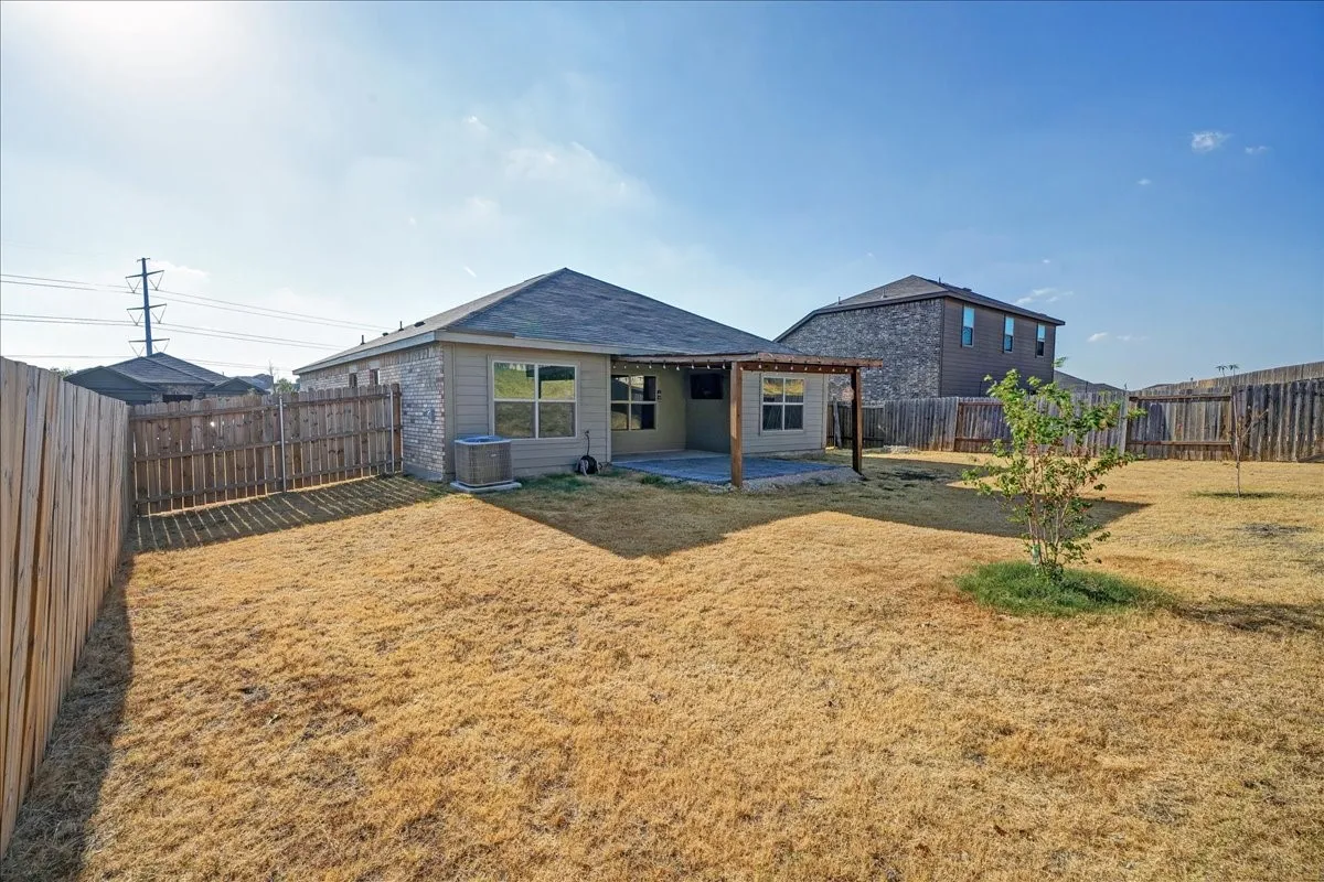 Single Family Residence For Sale in Wise County , 119 Barbwire Way, Newark, Texas 76071, 3 Bedroom, 2 Bathroom, 2 Garage spaces, 1,379 Sqft, built in 2020, mls#21388591, Real Estate Agent in Newark, Homes For Sale in Wise county, Homes For Sale in Newark, Realtor in Newark Texas, Real Estate Brokerage Independent Realty Texas, Luminita Cordes Realtor