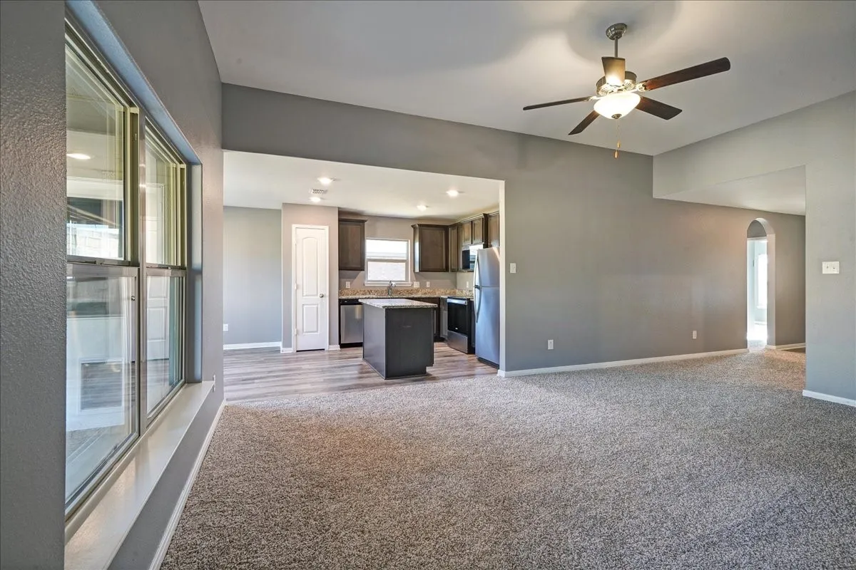 Single Family Residence For Sale in Wise County , 119 Barbwire Way, Newark, Texas 76071, 3 Bedroom, 2 Bathroom, 2 Garage spaces, 1,379 Sqft, built in 2020, mls#21388591, Real Estate Agent in Newark, Homes For Sale in Wise county, Homes For Sale in Newark, Realtor in Newark Texas, Real Estate Brokerage Independent Realty Texas, Luminita Cordes Realtor