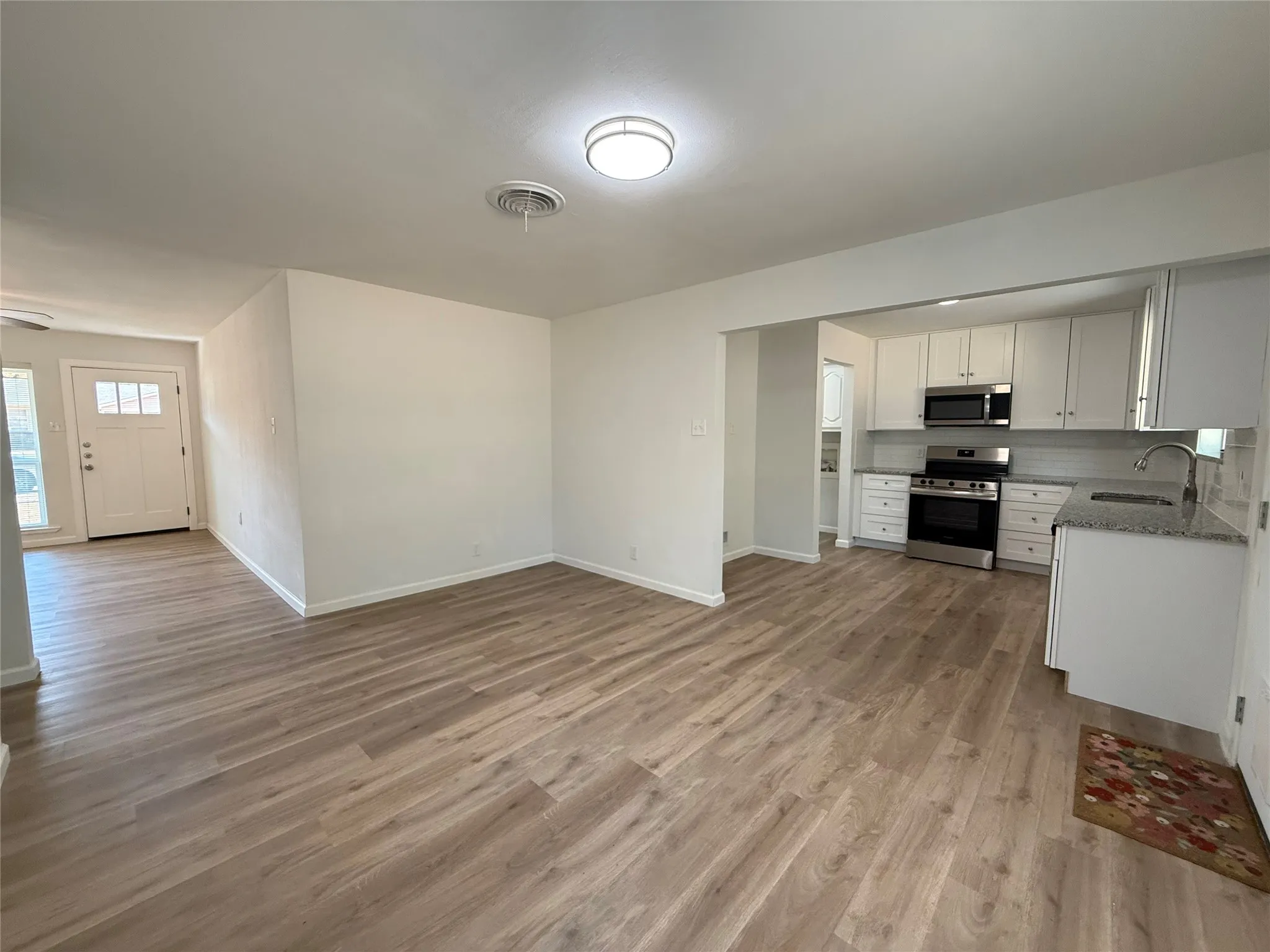 Single Family Residence For Rent in Dallas County , 509 Dover Drive, Richardson, Texas 75080, 3 Bedroom, 2 Bathroom, 2 Garage spaces, 1,216 Sqft, built in 1958, mls#21389365, Real Estate Agent in Richardson, Homes For Rent in Dallas county, Homes For Rent in Richardson, Realtor in Richardson Texas, Real Estate Brokerage Independent Realty Texas, Luminita Cordes Realtor