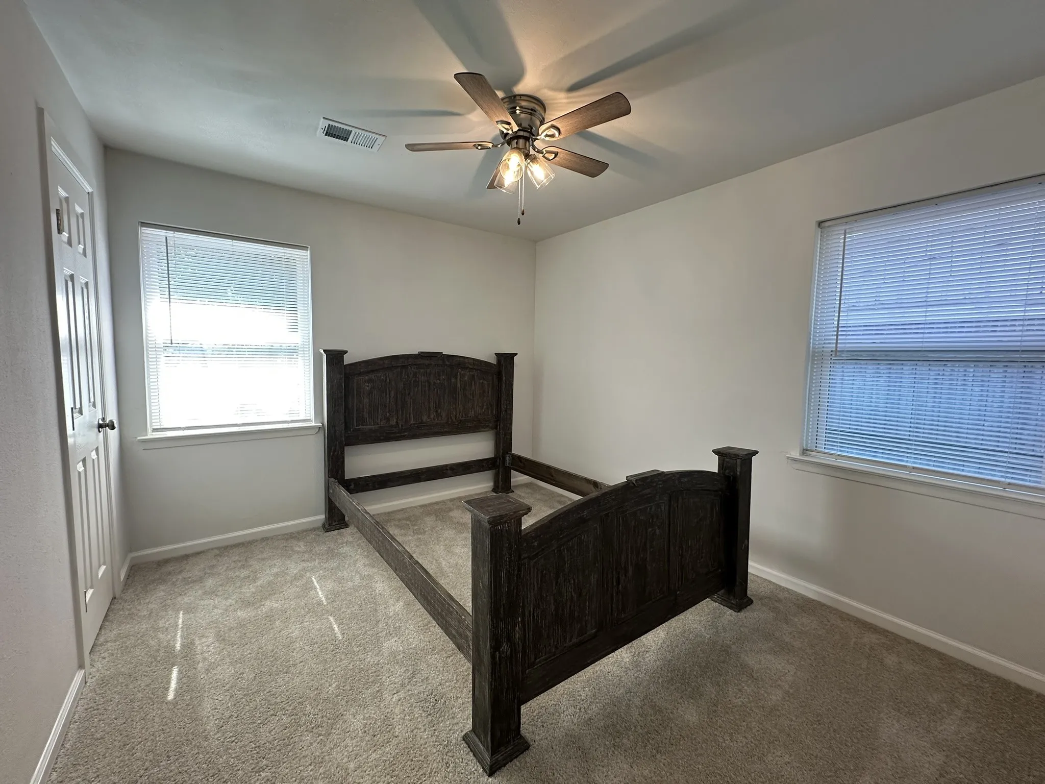 Single Family Residence For Rent in Dallas County , 509 Dover Drive, Richardson, Texas 75080, 3 Bedroom, 2 Bathroom, 2 Garage spaces, 1,216 Sqft, built in 1958, mls#21389365, Real Estate Agent in Richardson, Homes For Rent in Dallas county, Homes For Rent in Richardson, Realtor in Richardson Texas, Real Estate Brokerage Independent Realty Texas, Luminita Cordes Realtor