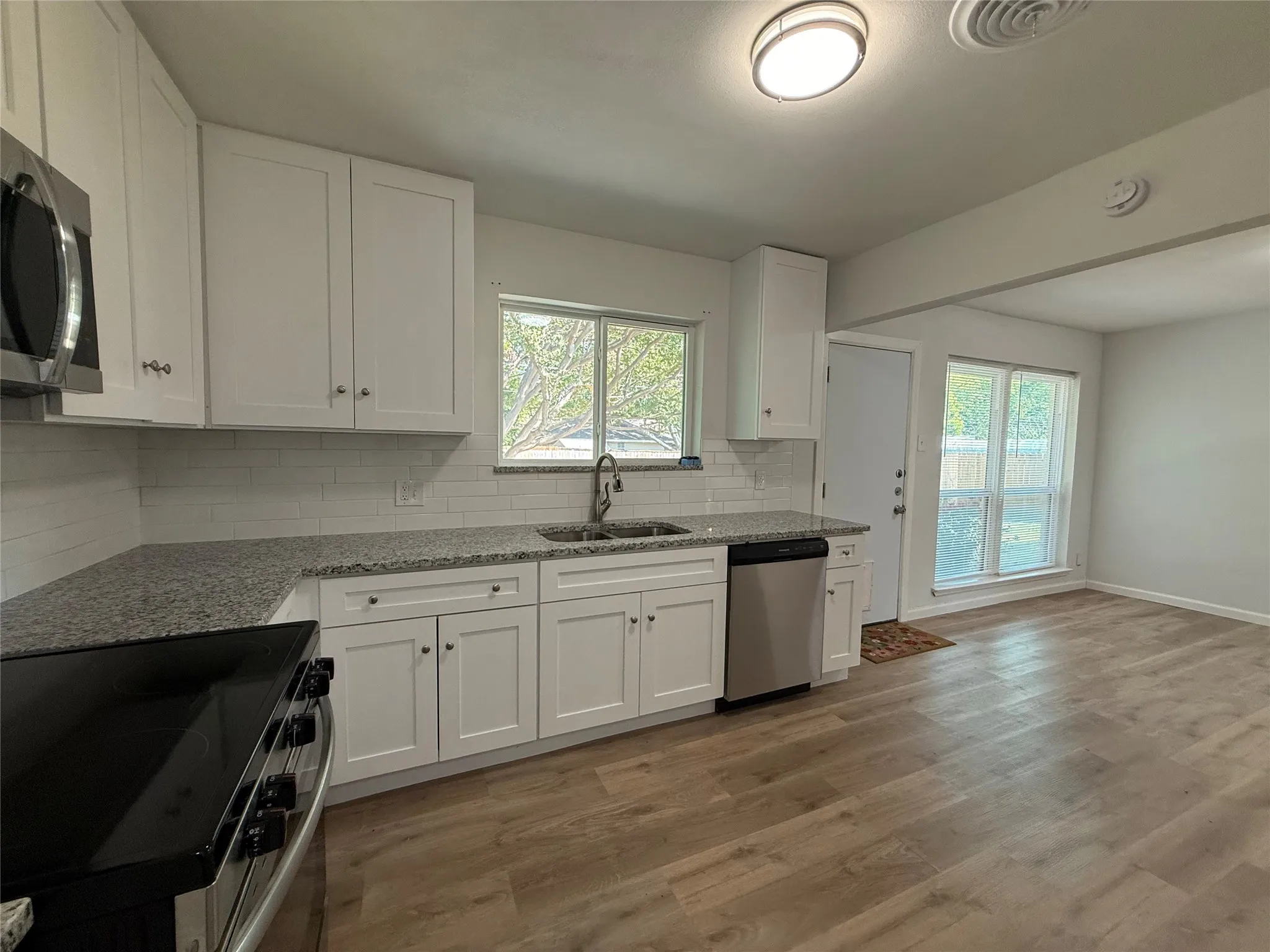 Single Family Residence For Rent in Dallas County , 509 Dover Drive, Richardson, Texas 75080, 3 Bedroom, 2 Bathroom, 2 Garage spaces, 1,216 Sqft, built in 1958, mls#21389365, Real Estate Agent in Richardson, Homes For Rent in Dallas county, Homes For Rent in Richardson, Realtor in Richardson Texas, Real Estate Brokerage Independent Realty Texas, Luminita Cordes Realtor