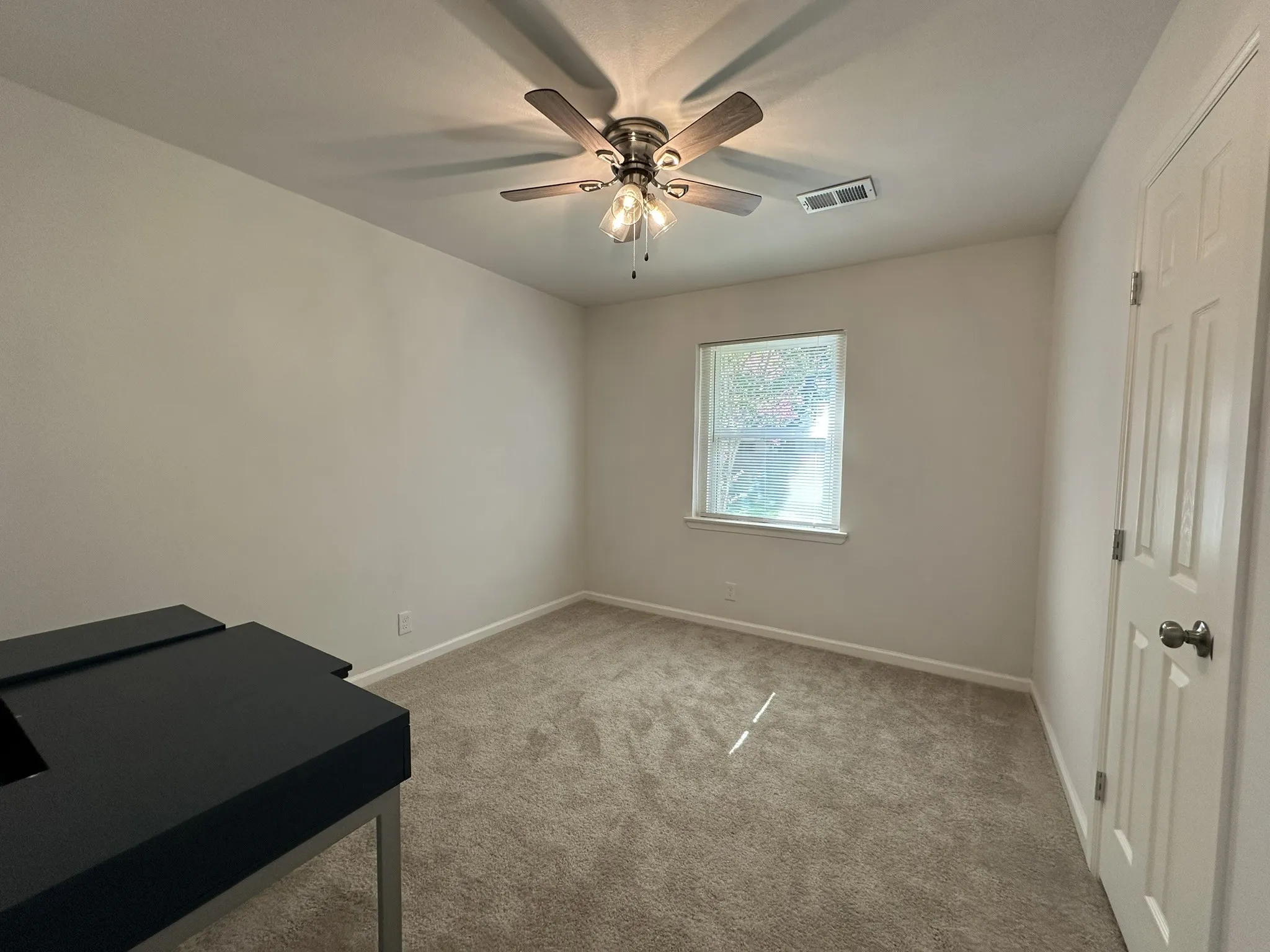 Single Family Residence For Rent in Dallas County , 509 Dover Drive, Richardson, Texas 75080, 3 Bedroom, 2 Bathroom, 2 Garage spaces, 1,216 Sqft, built in 1958, mls#21389365, Real Estate Agent in Richardson, Homes For Rent in Dallas county, Homes For Rent in Richardson, Realtor in Richardson Texas, Real Estate Brokerage Independent Realty Texas, Luminita Cordes Realtor