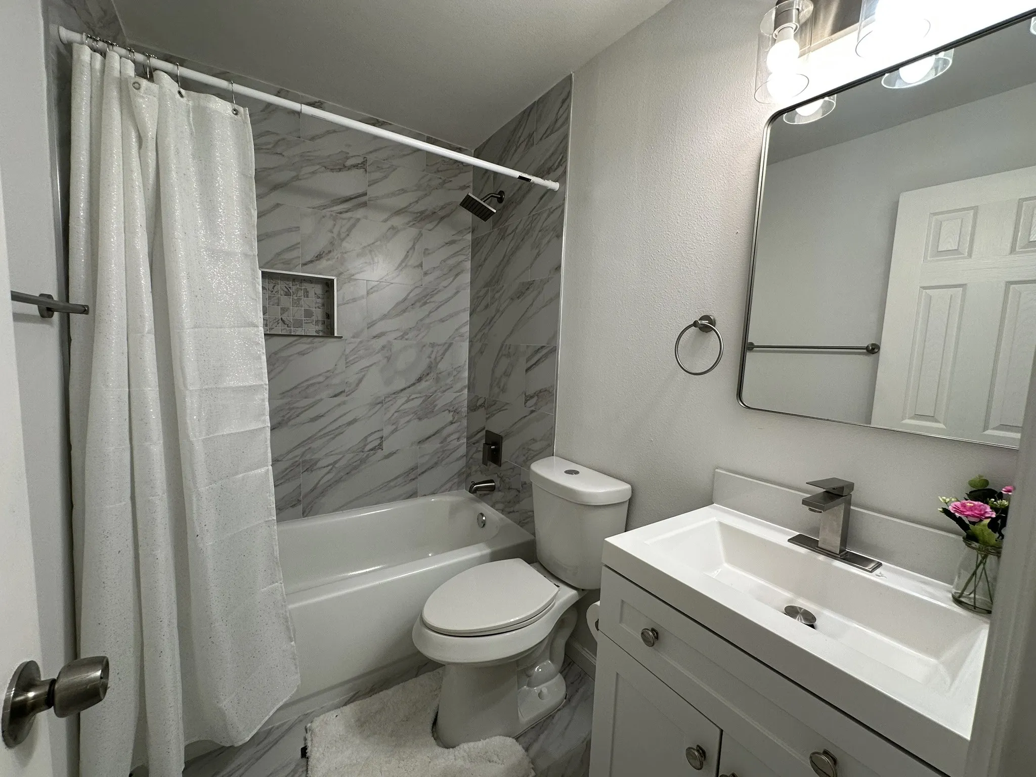 Single Family Residence For Rent in Dallas County , 509 Dover Drive, Richardson, Texas 75080, 3 Bedroom, 2 Bathroom, 2 Garage spaces, 1,216 Sqft, built in 1958, mls#21389365, Real Estate Agent in Richardson, Homes For Rent in Dallas county, Homes For Rent in Richardson, Realtor in Richardson Texas, Real Estate Brokerage Independent Realty Texas, Luminita Cordes Realtor
