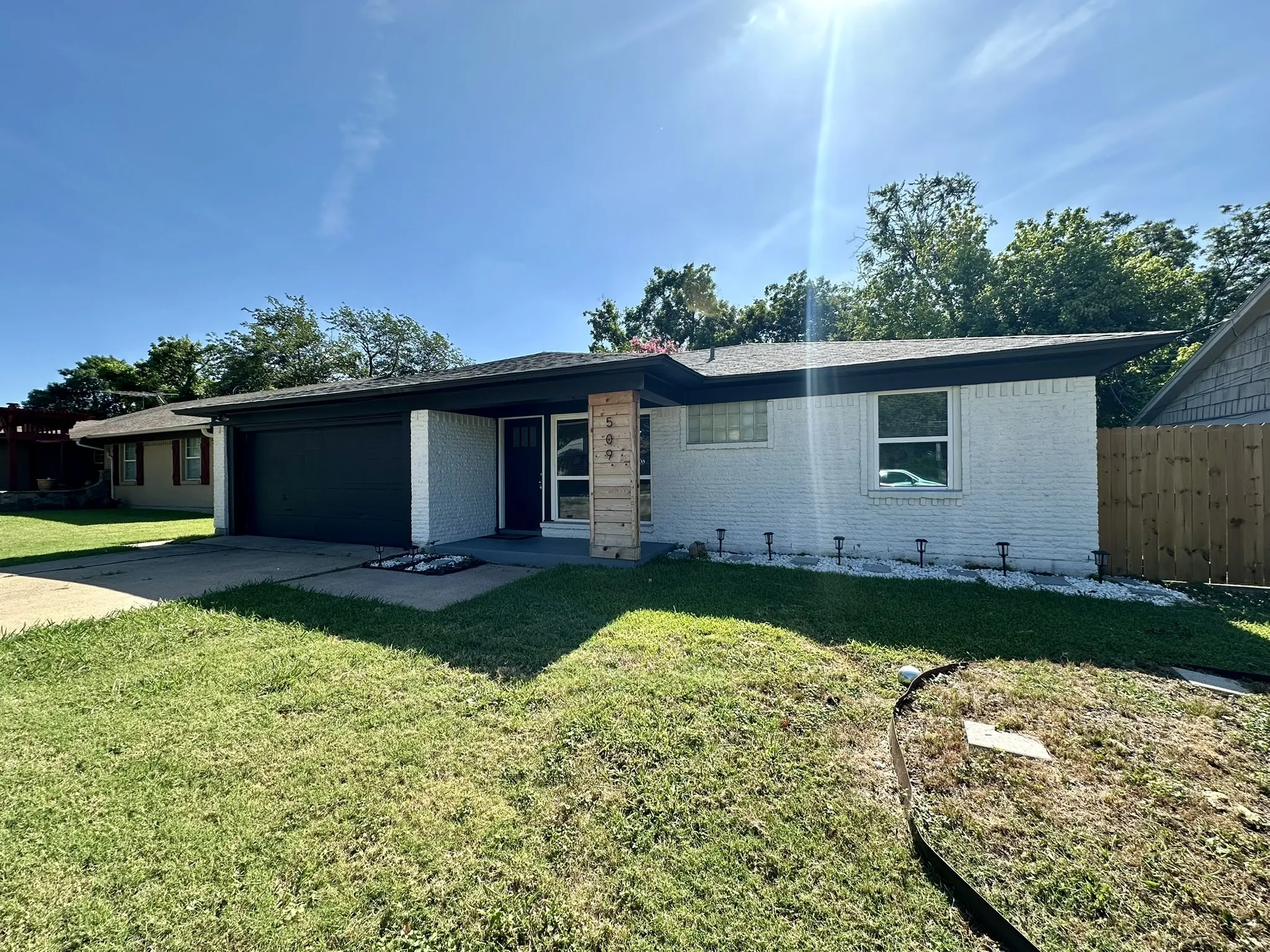 Single Family Residence For Rent in Dallas County , 509 Dover Drive, Richardson, Texas 75080, 3 Bedroom, 2 Bathroom, 2 Garage spaces, 1,216 Sqft, built in 1958, mls#21389365, Real Estate Agent in Richardson, Homes For Rent in Dallas county, Homes For Rent in Richardson, Realtor in Richardson Texas, Real Estate Brokerage Independent Realty Texas, Luminita Cordes Realtor