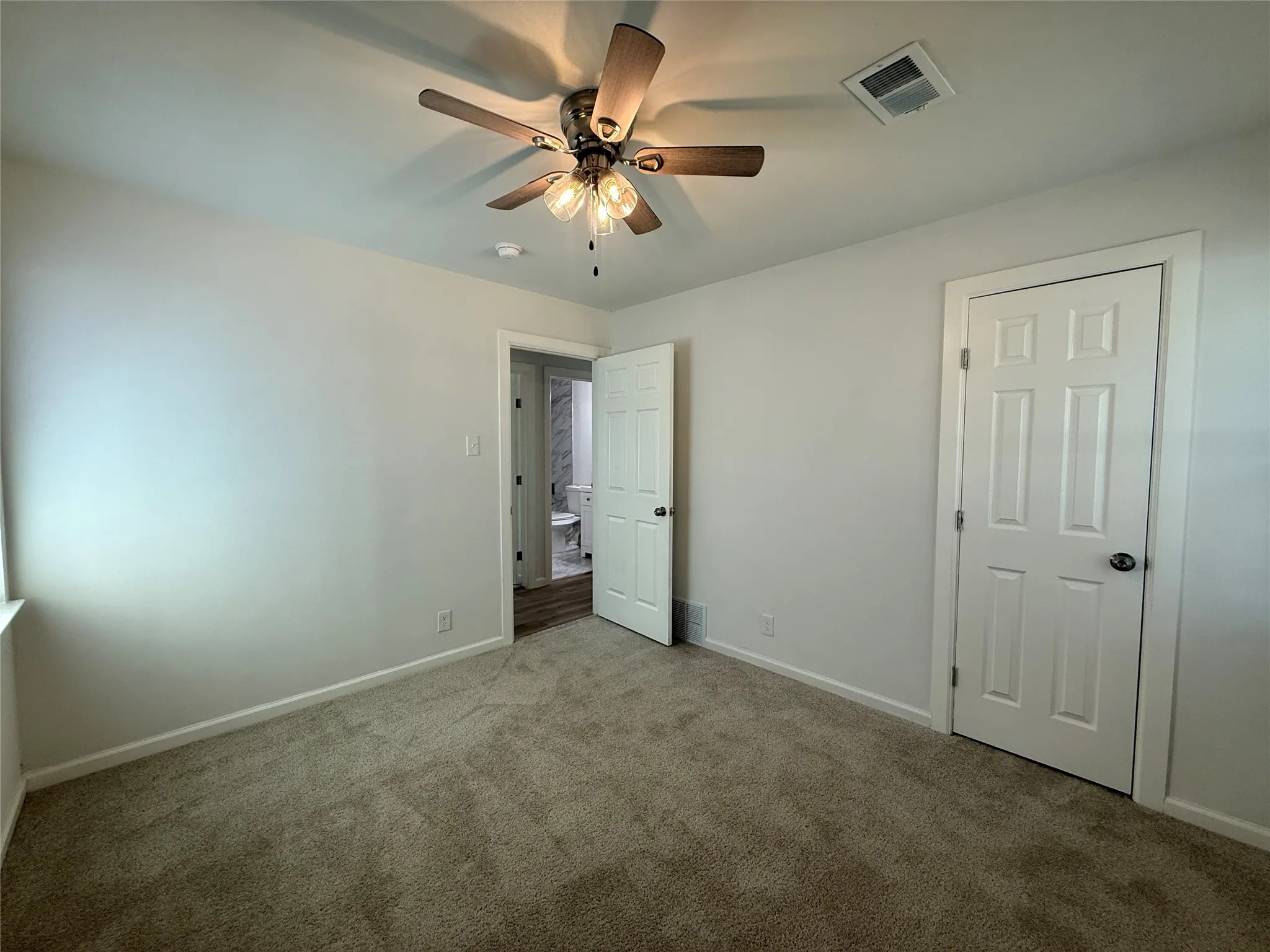Single Family Residence For Rent in Dallas County , 509 Dover Drive, Richardson, Texas 75080, 3 Bedroom, 2 Bathroom, 2 Garage spaces, 1,216 Sqft, built in 1958, mls#21389365, Real Estate Agent in Richardson, Homes For Rent in Dallas county, Homes For Rent in Richardson, Realtor in Richardson Texas, Real Estate Brokerage Independent Realty Texas, Luminita Cordes Realtor