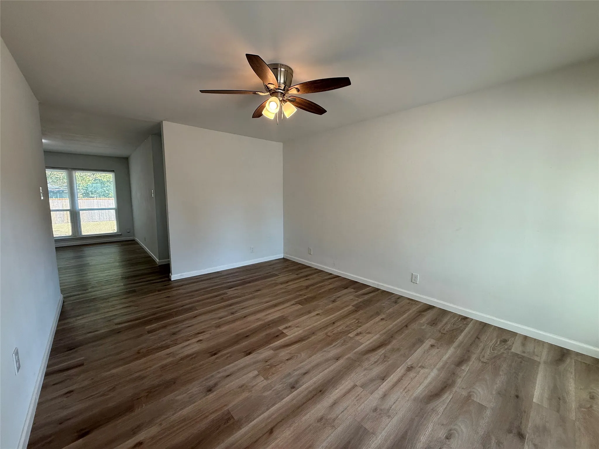 Single Family Residence For Rent in Dallas County , 509 Dover Drive, Richardson, Texas 75080, 3 Bedroom, 2 Bathroom, 2 Garage spaces, 1,216 Sqft, built in 1958, mls#21389365, Real Estate Agent in Richardson, Homes For Rent in Dallas county, Homes For Rent in Richardson, Realtor in Richardson Texas, Real Estate Brokerage Independent Realty Texas, Luminita Cordes Realtor