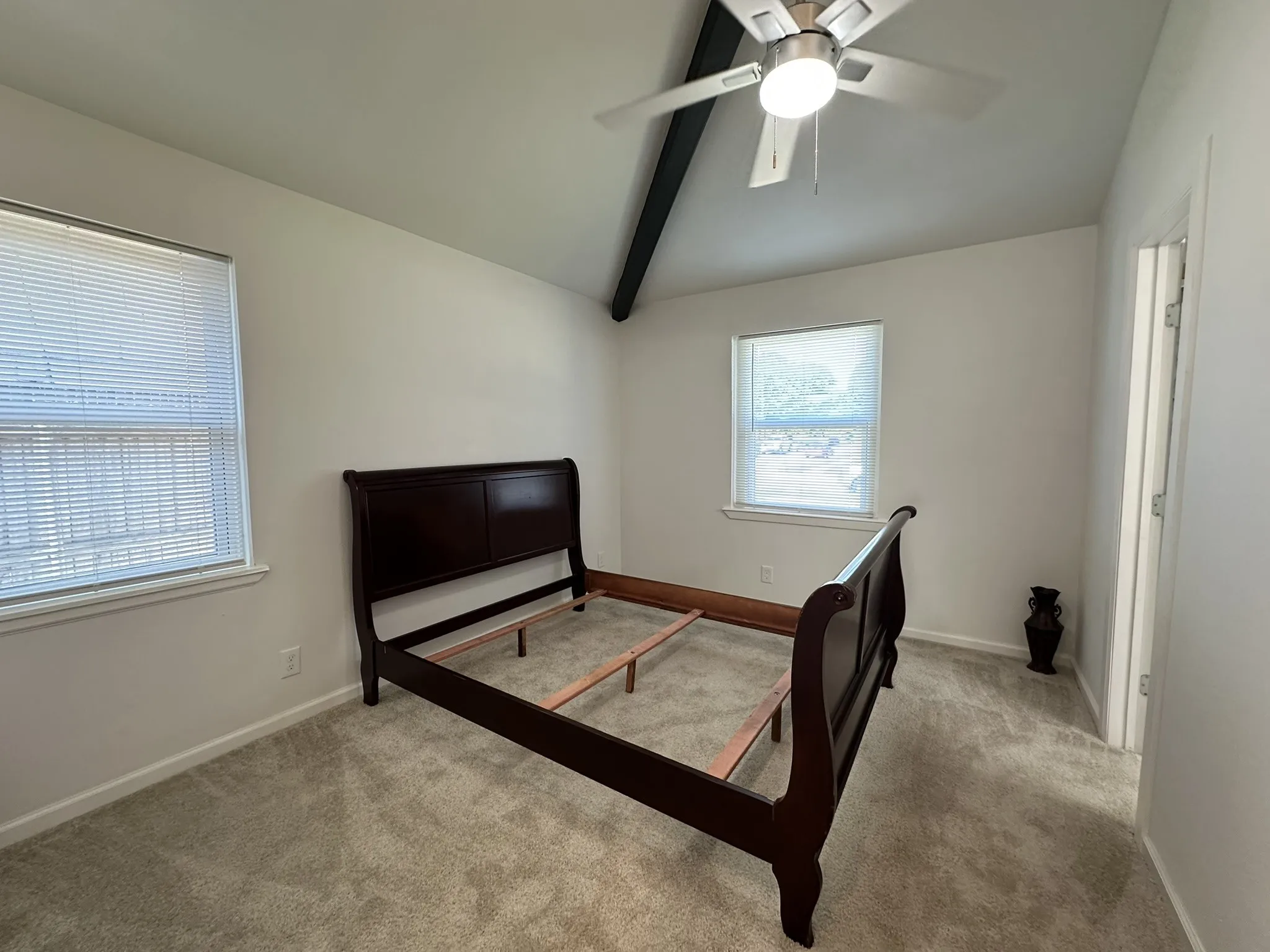 Single Family Residence For Rent in Dallas County , 509 Dover Drive, Richardson, Texas 75080, 3 Bedroom, 2 Bathroom, 2 Garage spaces, 1,216 Sqft, built in 1958, mls#21389365, Real Estate Agent in Richardson, Homes For Rent in Dallas county, Homes For Rent in Richardson, Realtor in Richardson Texas, Real Estate Brokerage Independent Realty Texas, Luminita Cordes Realtor