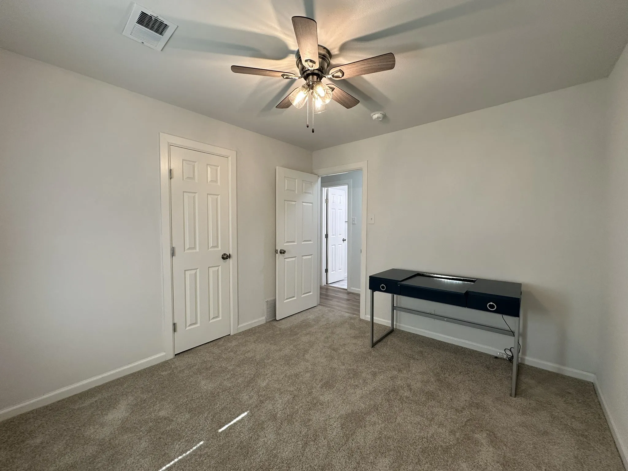 Single Family Residence For Rent in Dallas County , 509 Dover Drive, Richardson, Texas 75080, 3 Bedroom, 2 Bathroom, 2 Garage spaces, 1,216 Sqft, built in 1958, mls#21389365, Real Estate Agent in Richardson, Homes For Rent in Dallas county, Homes For Rent in Richardson, Realtor in Richardson Texas, Real Estate Brokerage Independent Realty Texas, Luminita Cordes Realtor