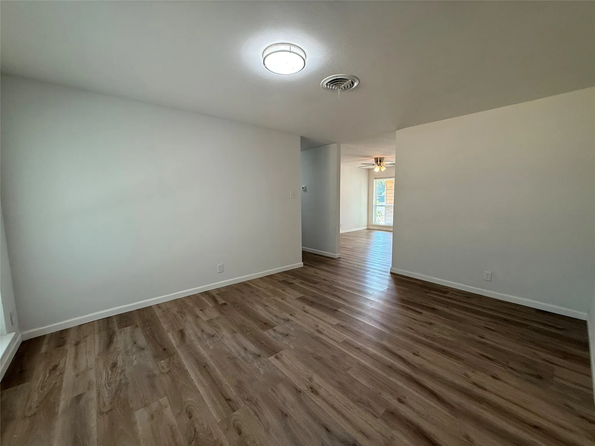 Single Family Residence For Rent in Dallas County , 509 Dover Drive, Richardson, Texas 75080, 3 Bedroom, 2 Bathroom, 2 Garage spaces, 1,216 Sqft, built in 1958, mls#21389365, Real Estate Agent in Richardson, Homes For Rent in Dallas county, Homes For Rent in Richardson, Realtor in Richardson Texas, Real Estate Brokerage Independent Realty Texas, Luminita Cordes Realtor