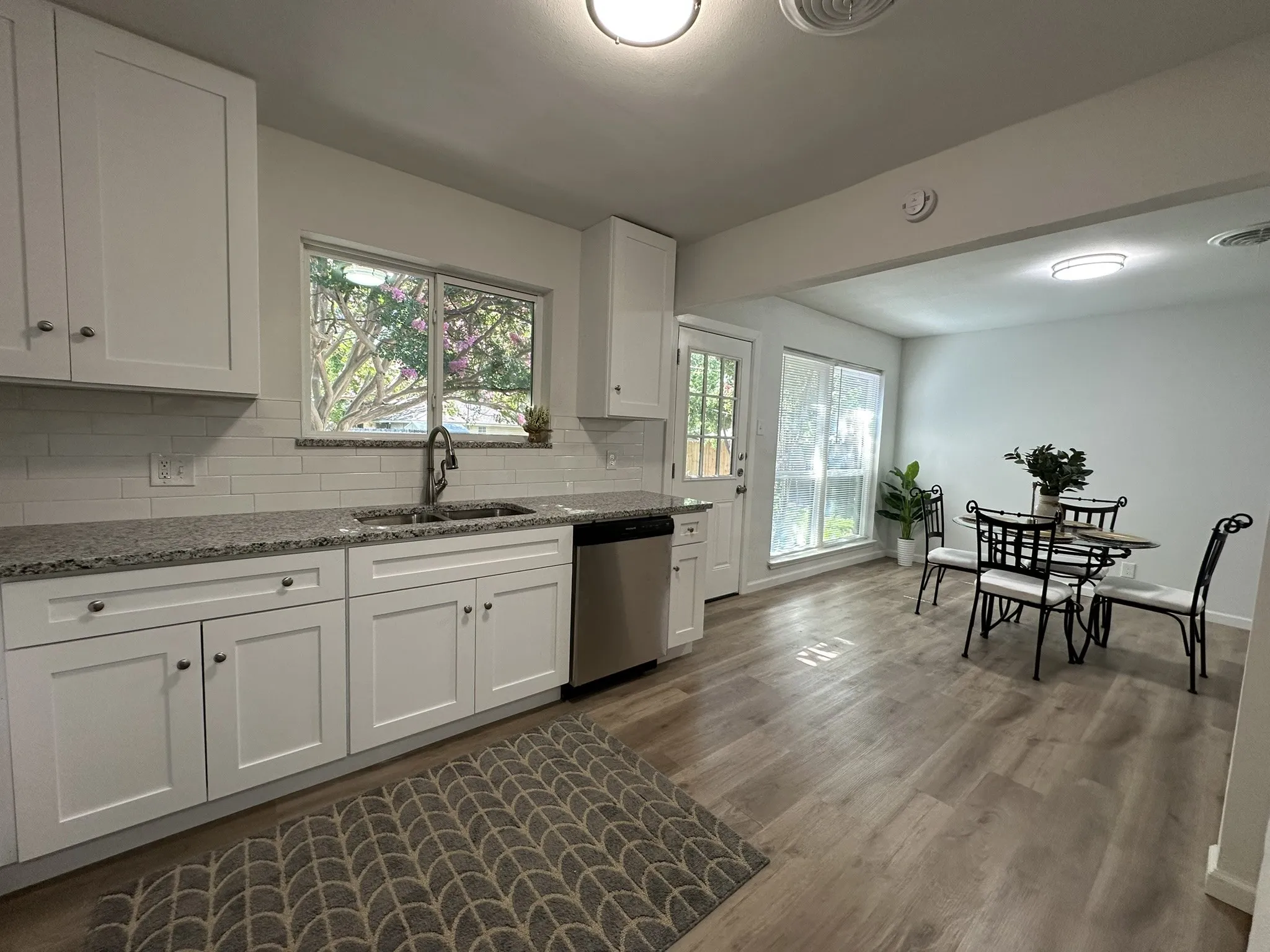 Single Family Residence For Rent in Dallas County , 509 Dover Drive, Richardson, Texas 75080, 3 Bedroom, 2 Bathroom, 2 Garage spaces, 1,216 Sqft, built in 1958, mls#21389365, Real Estate Agent in Richardson, Homes For Rent in Dallas county, Homes For Rent in Richardson, Realtor in Richardson Texas, Real Estate Brokerage Independent Realty Texas, Luminita Cordes Realtor