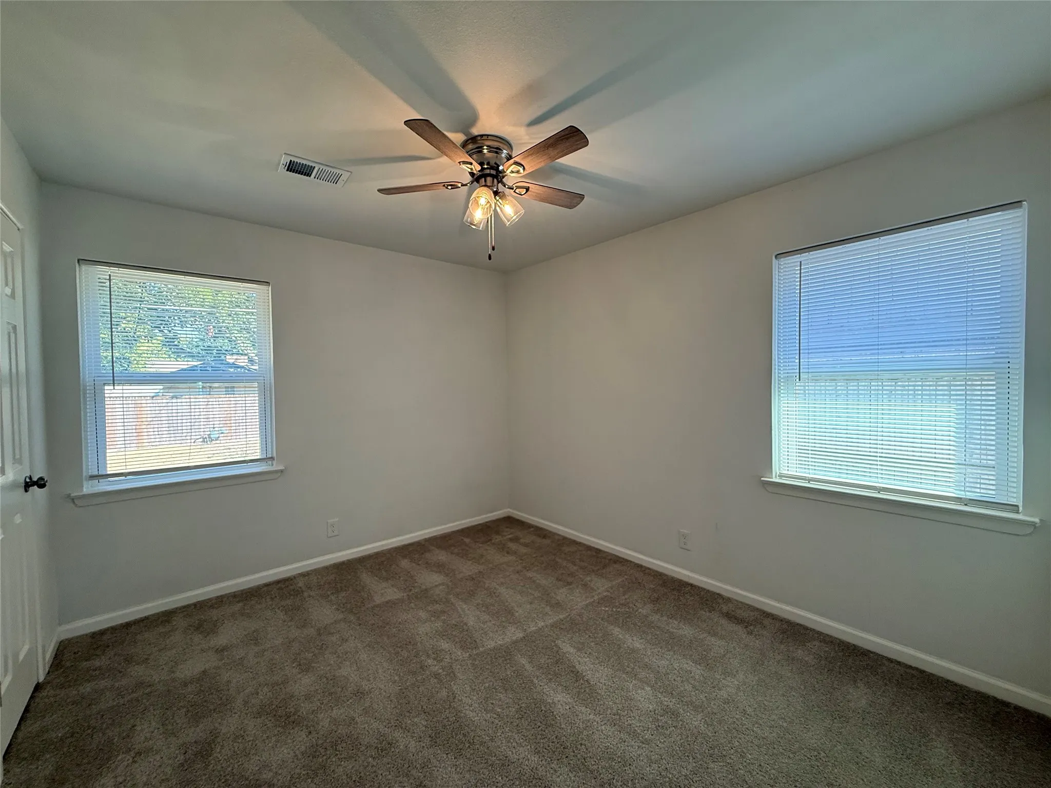 Single Family Residence For Rent in Dallas County , 509 Dover Drive, Richardson, Texas 75080, 3 Bedroom, 2 Bathroom, 2 Garage spaces, 1,216 Sqft, built in 1958, mls#21389365, Real Estate Agent in Richardson, Homes For Rent in Dallas county, Homes For Rent in Richardson, Realtor in Richardson Texas, Real Estate Brokerage Independent Realty Texas, Luminita Cordes Realtor