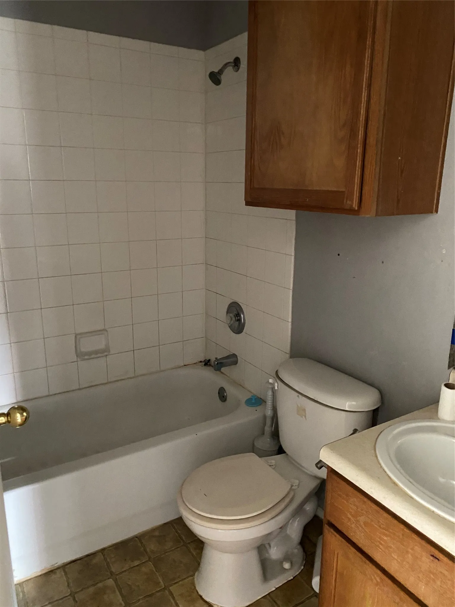 Townhouse For Sale in Tarrant County , 1244 Village Garden Drive, Azle, Texas 76020, 8 Bedroom, 4 Bathroom, 2 Garage spaces, 2,492 Sqft, built in 2005, mls#21389359, Real Estate Agent in Azle, Homes For Sale in Tarrant county, Homes For Sale in Azle, Realtor in Azle Texas, Real Estate Brokerage Independent Realty Texas, Luminita Cordes Realtor