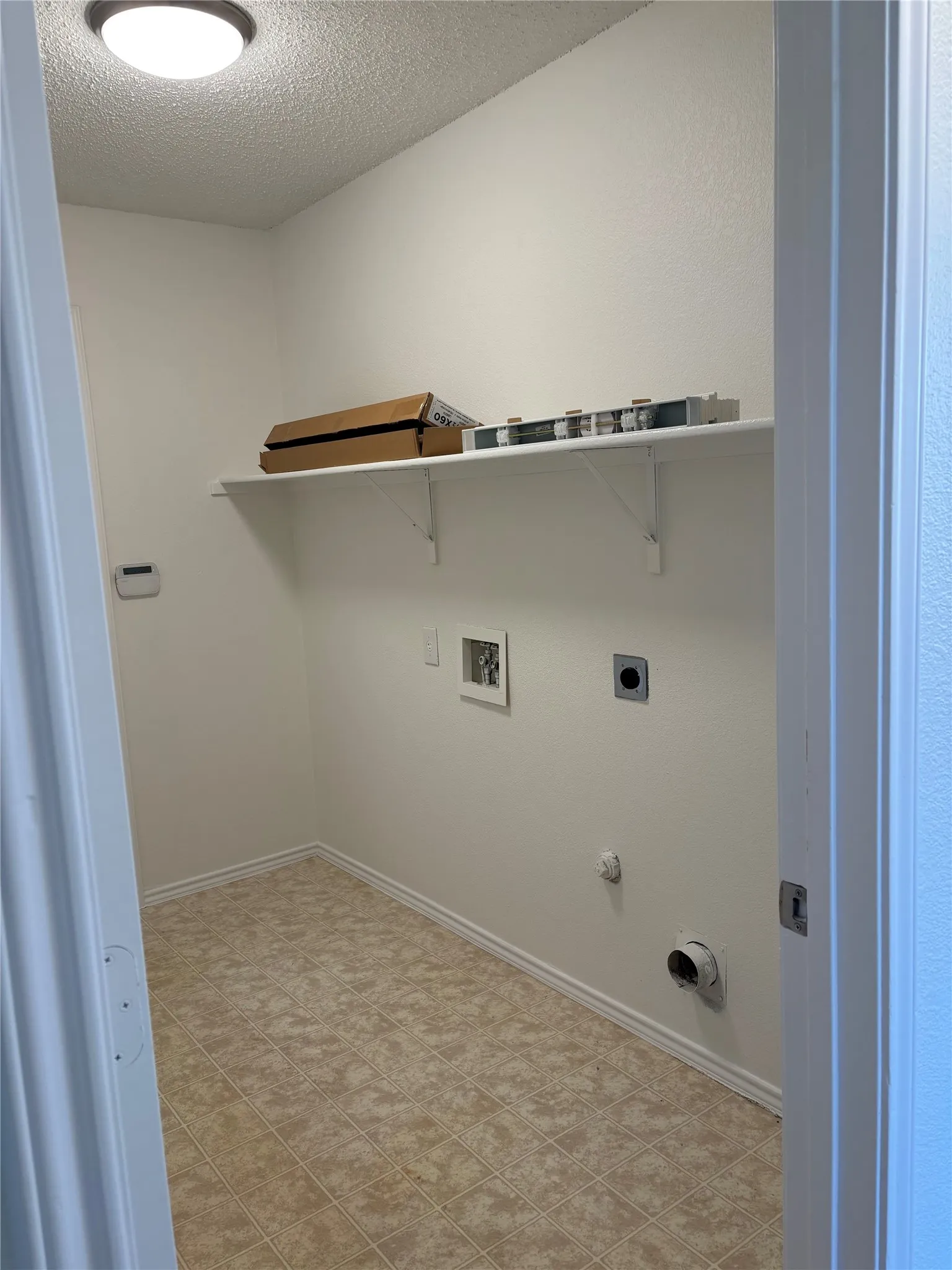Single Family Residence For Rent in Denton County , 1721 Spyglass Drive, Little Elm, Texas 75068, 4 Bedroom, 3 Bathroom, 2 Garage spaces, 2,569 Sqft, built in 2004, mls#21388439, Real Estate Agent in Little Elm, Homes For Rent in Denton county, Homes For Rent in Little Elm, Realtor in Little Elm Texas, Real Estate Brokerage Independent Realty Texas, Luminita Cordes Realtor