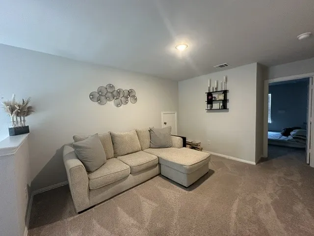 Single Family Residence For Rent in Collin County , 516 Hickory Ridge, Van Alstyne, Texas 75495, 4 Bedroom, 3 Bathroom, 2 Garage spaces, 2,371 Sqft, built in 2024, mls#21386276, Real Estate Agent in Van Alstyne, Homes For Rent in Collin county, Homes For Rent in Van Alstyne, Realtor in Van Alstyne Texas, Real Estate Brokerage Independent Realty Texas, Luminita Cordes Realtor