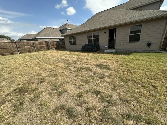 Single Family Residence For Rent in Collin County , 516 Hickory Ridge, Van Alstyne, Texas 75495, 4 Bedroom, 3 Bathroom, 2 Garage spaces, 2,371 Sqft, built in 2024, mls#21386276, Real Estate Agent in Van Alstyne, Homes For Rent in Collin county, Homes For Rent in Van Alstyne, Realtor in Van Alstyne Texas, Real Estate Brokerage Independent Realty Texas, Luminita Cordes Realtor