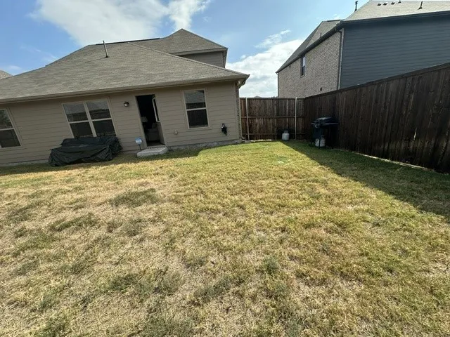 Single Family Residence For Rent in Collin County , 516 Hickory Ridge, Van Alstyne, Texas 75495, 4 Bedroom, 3 Bathroom, 2 Garage spaces, 2,371 Sqft, built in 2024, mls#21386276, Real Estate Agent in Van Alstyne, Homes For Rent in Collin county, Homes For Rent in Van Alstyne, Realtor in Van Alstyne Texas, Real Estate Brokerage Independent Realty Texas, Luminita Cordes Realtor