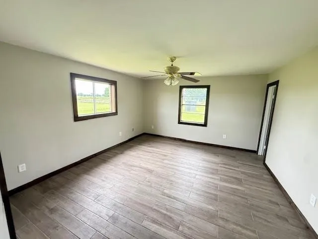 Single Family Residence For Sale in Henderson County , 22184 Old River Road, Trinidad, Texas 75163, 3 Bedroom, 2 Bathroom, Garage spaces, 2,200 Sqft, built in 1978, mls#21389377, Real Estate Agent in Trinidad, Homes For Sale in Henderson county, Homes For Sale in Trinidad, Realtor in Trinidad Texas, Real Estate Brokerage Independent Realty Texas, Luminita Cordes Realtor