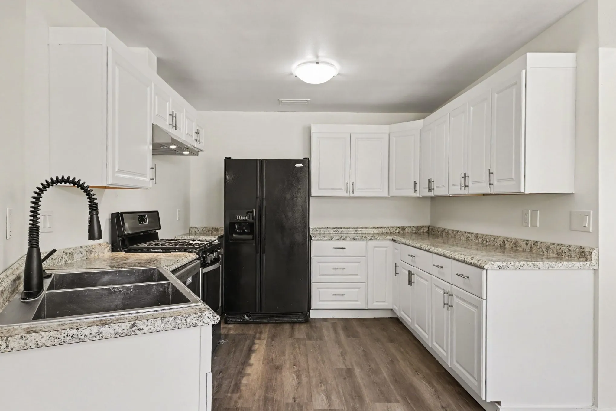 Single Family Residence For Sale in Dallas County , 4109 Keele Drive, Garland, Texas 75041, 5 Bedroom, 3 Bathroom, 2 Garage spaces, 2,630 Sqft, built in 1973, mls#21388358, Real Estate Agent in Garland, Homes For Sale in Dallas county, Homes For Sale in Garland, Realtor in Garland Texas, Real Estate Brokerage Independent Realty Texas, Luminita Cordes Realtor